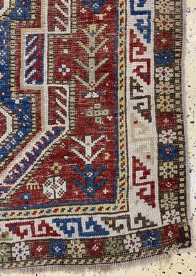 26714593a - Antique Sewan "Shield Kazak", Caucasus, 19th century, wool on wool, approx. 140 x 103 cm, condition: 4. Rugs, Carpets & Flatweaves