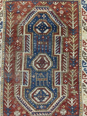 26714593b - Antique Sewan "Shield Kazak", Caucasus, 19th century, wool on wool, approx. 140 x 103 cm, condition: 4. Rugs, Carpets & Flatweaves