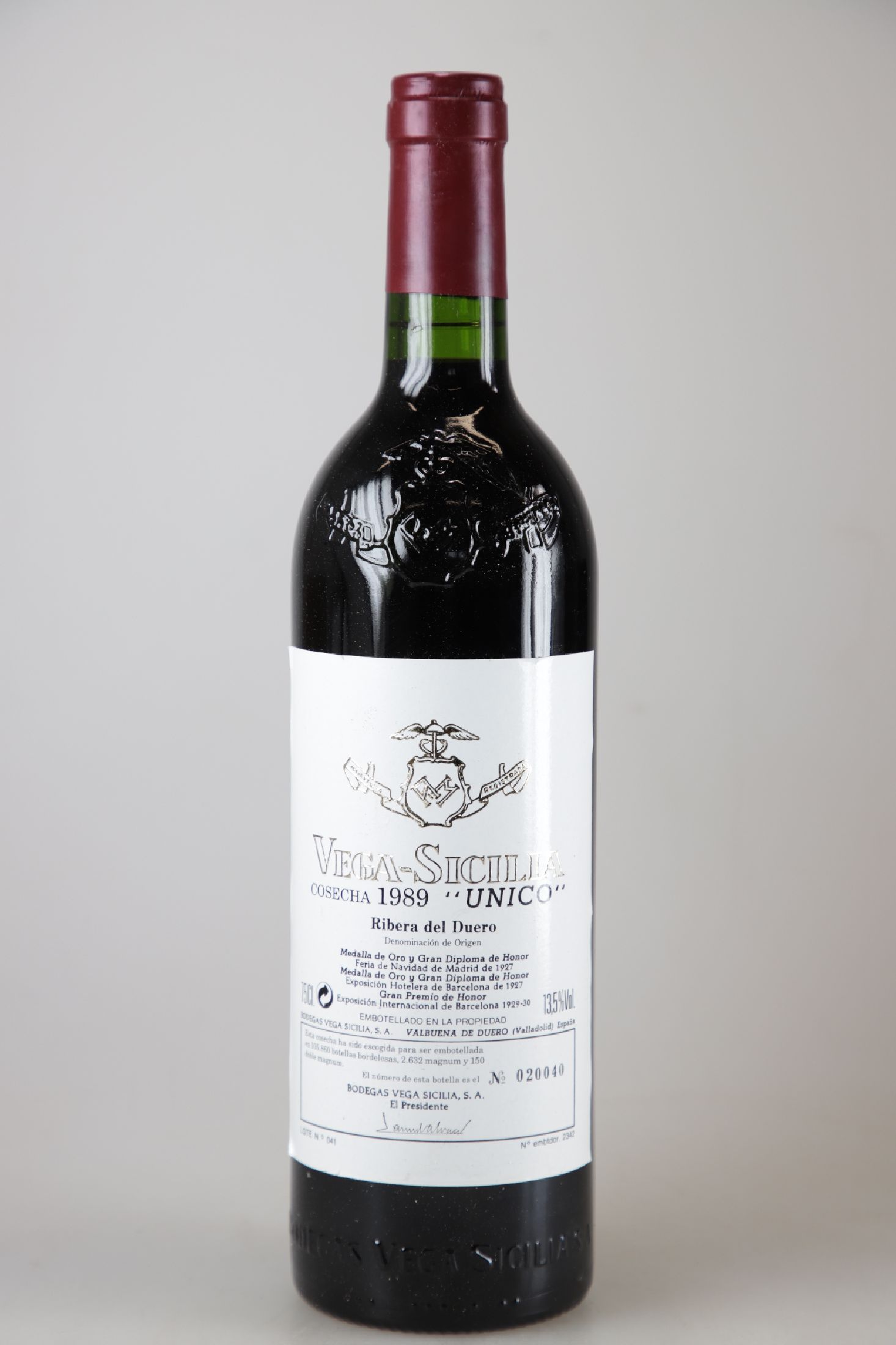 3 Flaschen 1989 Vega Sicilia Unico, Ribeira de Duero, je 75cl, 13.5%, orig. verkorkt und unverkostet