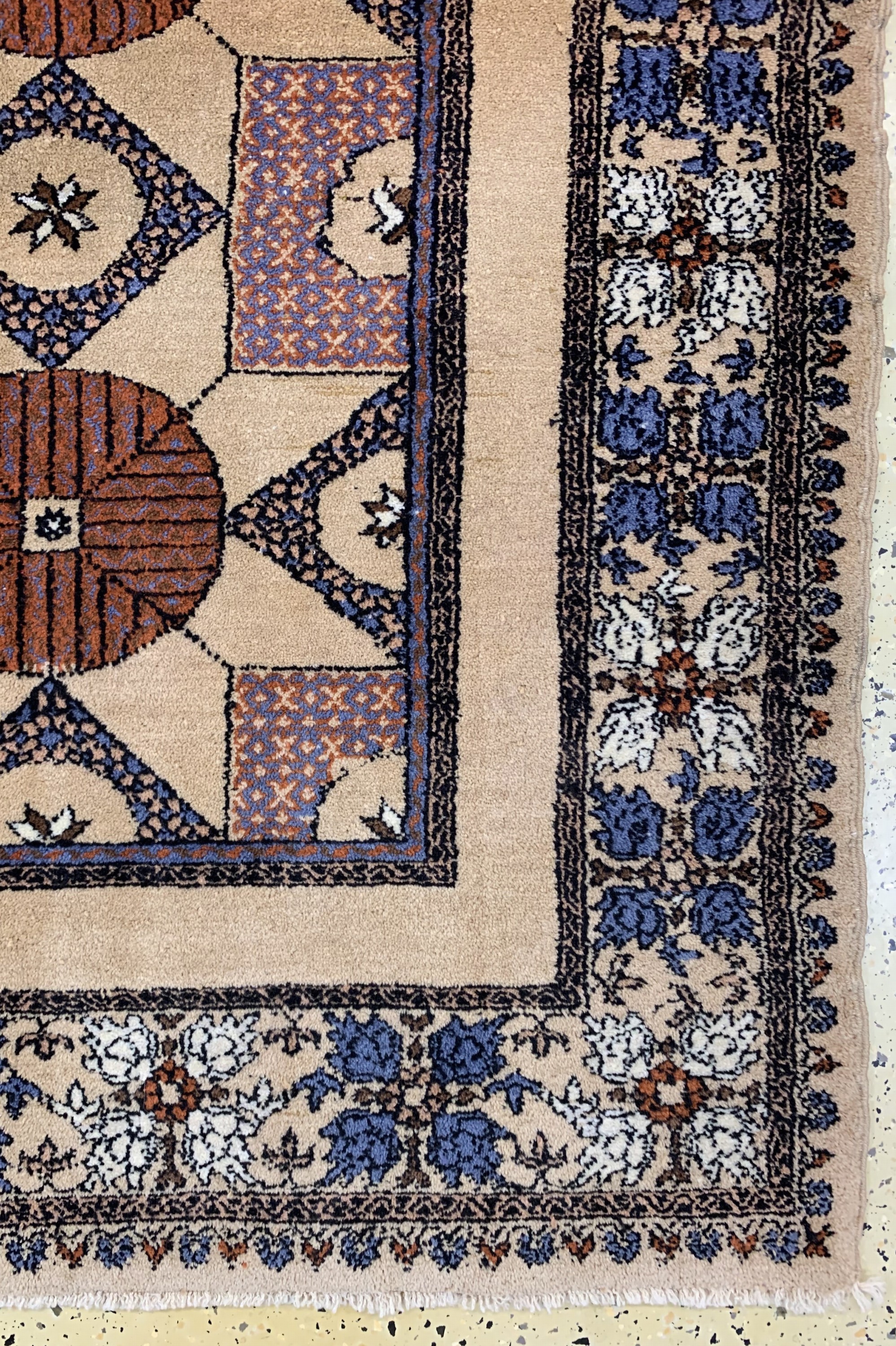 Detail a: Birdjand, Persien, ca. 50 Jahre, Wolle auf Baumwolle, ca. 193 x 177 cm, EHZ: 2(Abrasch)