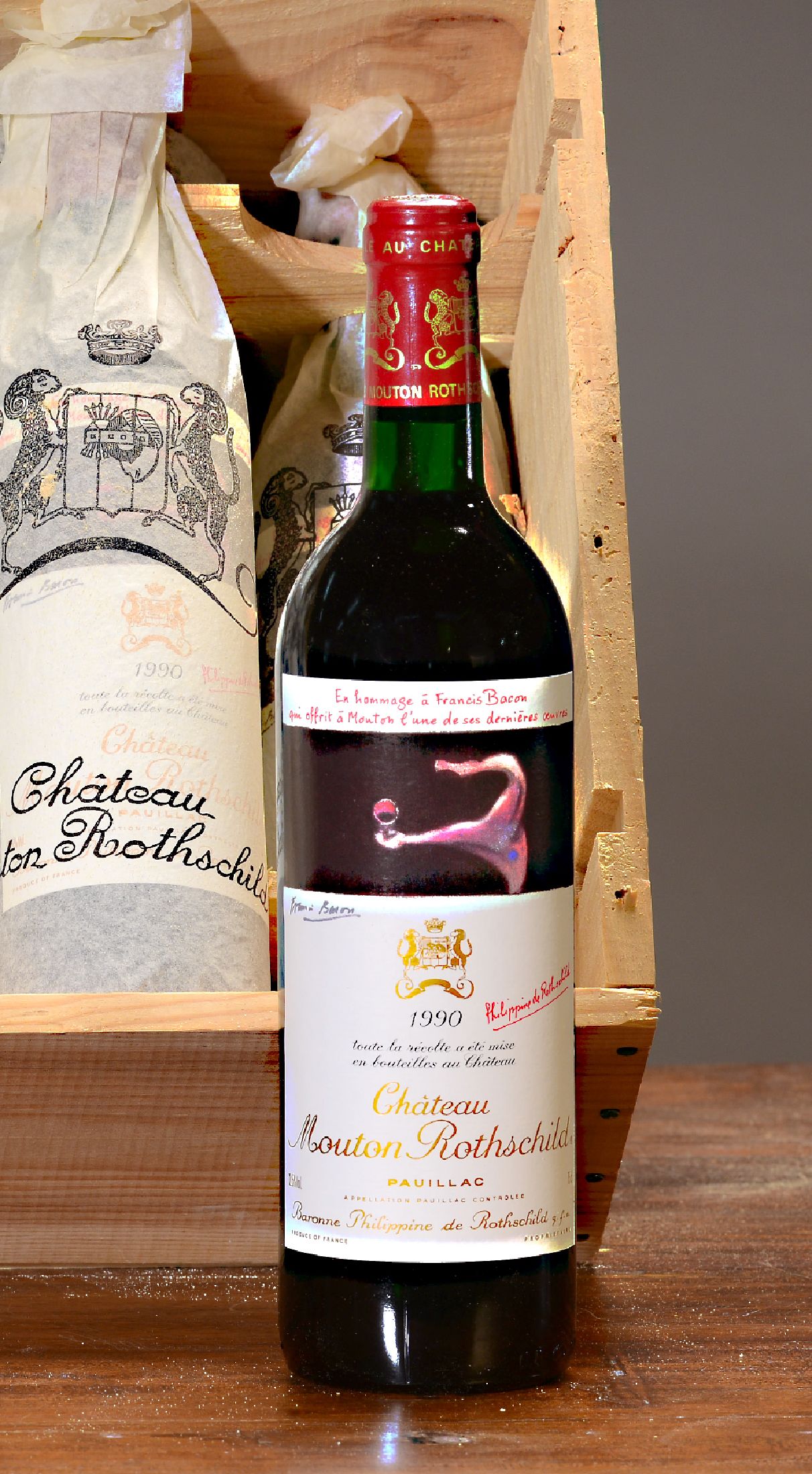 Detail a: 12 Flaschen 1990 Chateau Mouton Rothschild, Paulliac, premier grand cru classé, je 75cl, orig. verkorkt und unverkostet, in orig. Holzkiste