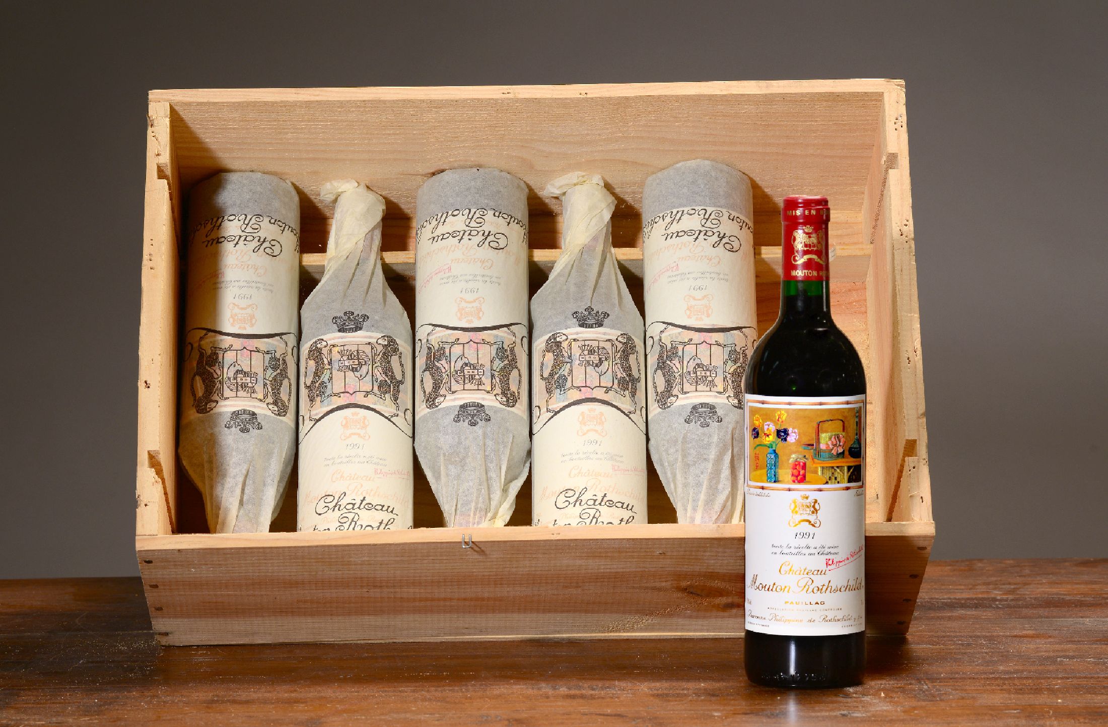 8 Flaschen 1991 Chateau Mouton Rothschild, Paulliac, premier grand cru classé, mit Künstleretikett von Setsuko, 75cl, orig. verkorkt und ...
