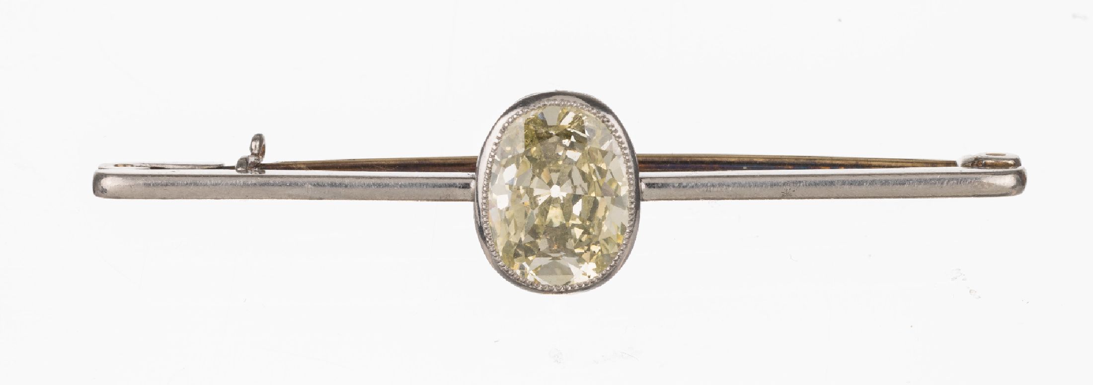Platin Diamant Brosche um 1900, Platin geprüft, Nadelung GG, ovaler AltschliffDiamant 2.73 ct getönt - very light brownish yellow (P-R)/p 1 ...