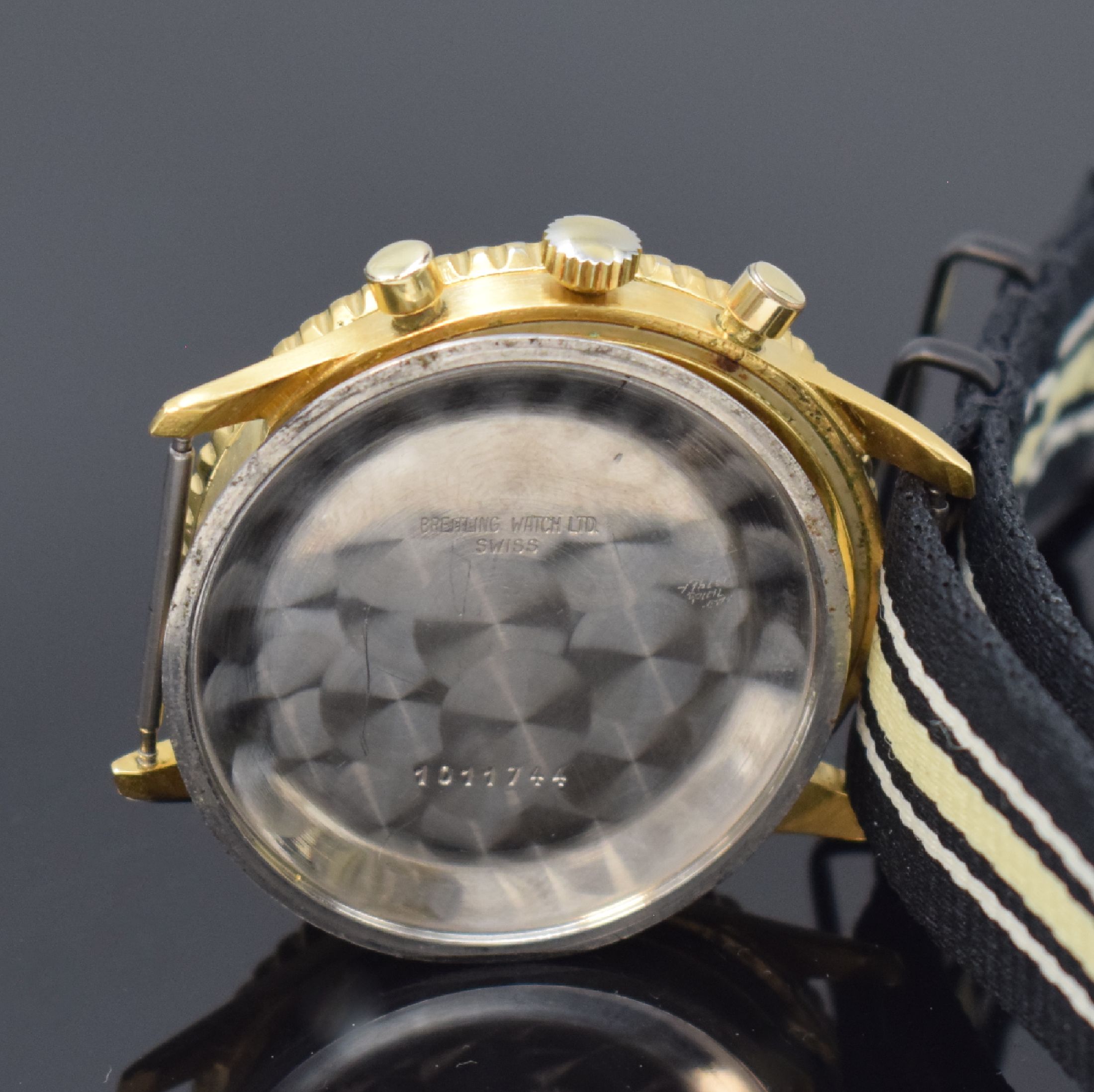 Detail e: BREITLING Navitimer 806 Schaltradchronograph, Schweiz um 1969, Handaufzug, verg. Geh., Stahlboden aufgedr., Rechenschieber-Drehlünette, schwarzes ...