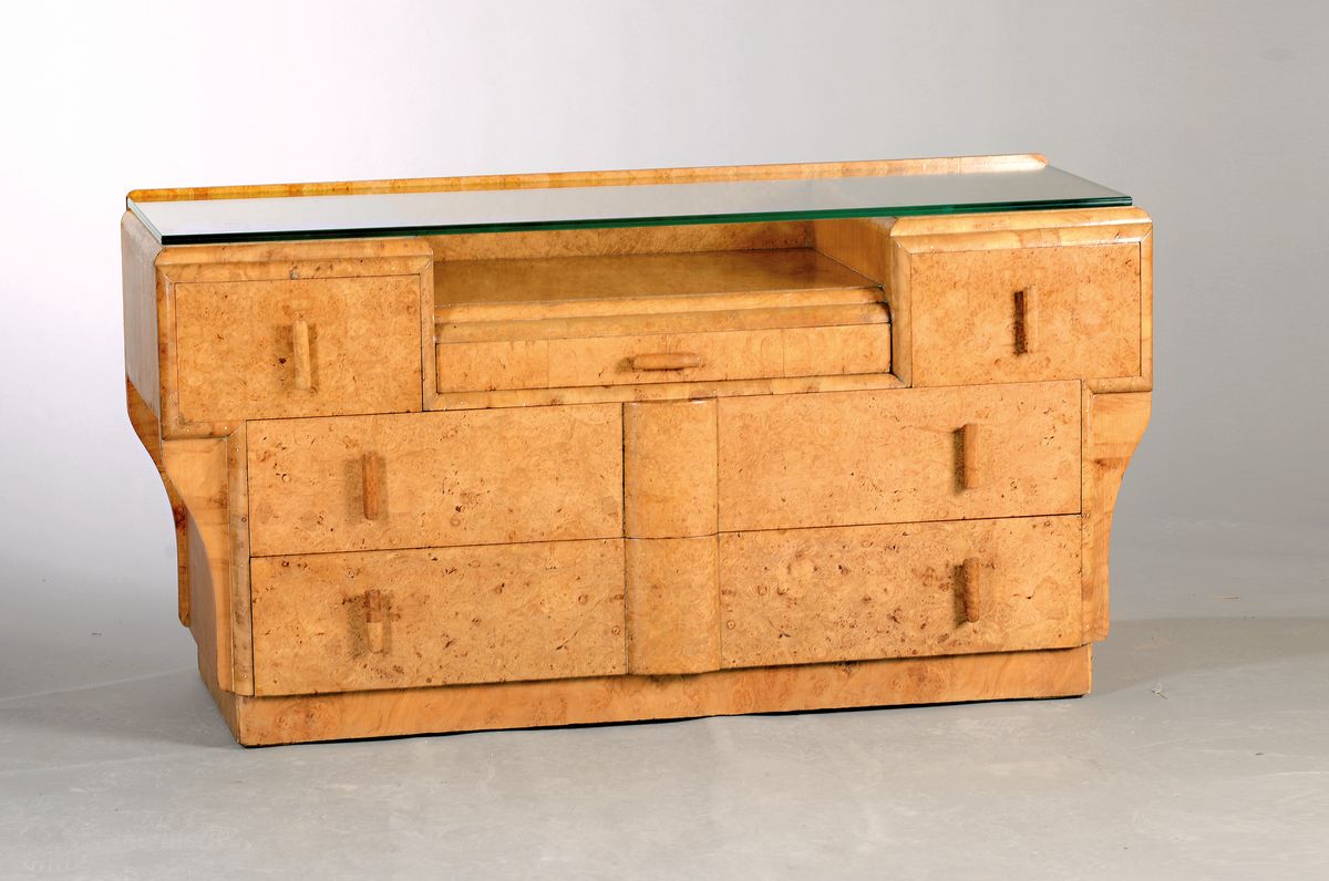 Lowboard, Art-Deco, Frankreich, um 1930, Vogelaugenahorn, Glasplatte neu 12mm dickes Sicherheitsglas, 5 Schubladen, ca. 67 x 129 x 47 cm, EZ 2