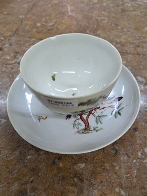 26714937b - Koppchen mit Untertasse, Zürich, um 1770/80, Porzellan, Vogelmalerei, feine ...