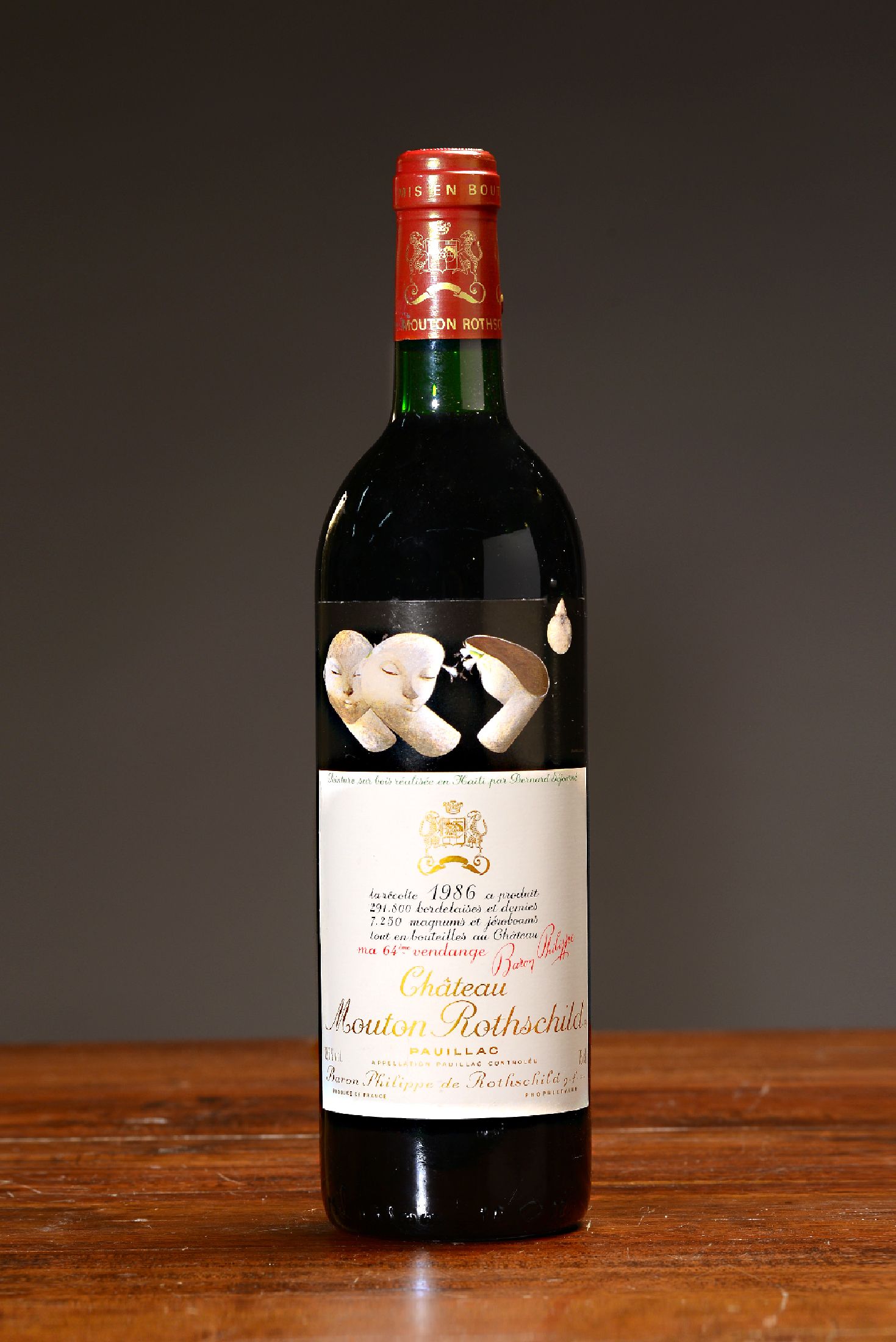 1986 Chateau Mouton Rothschild, Pauillac, mit Künstleretikett, Bernard Déjourné, 12.5 %, 75cm, Füllstand Upper Mid Shoulder, unverkostet, 100 ...