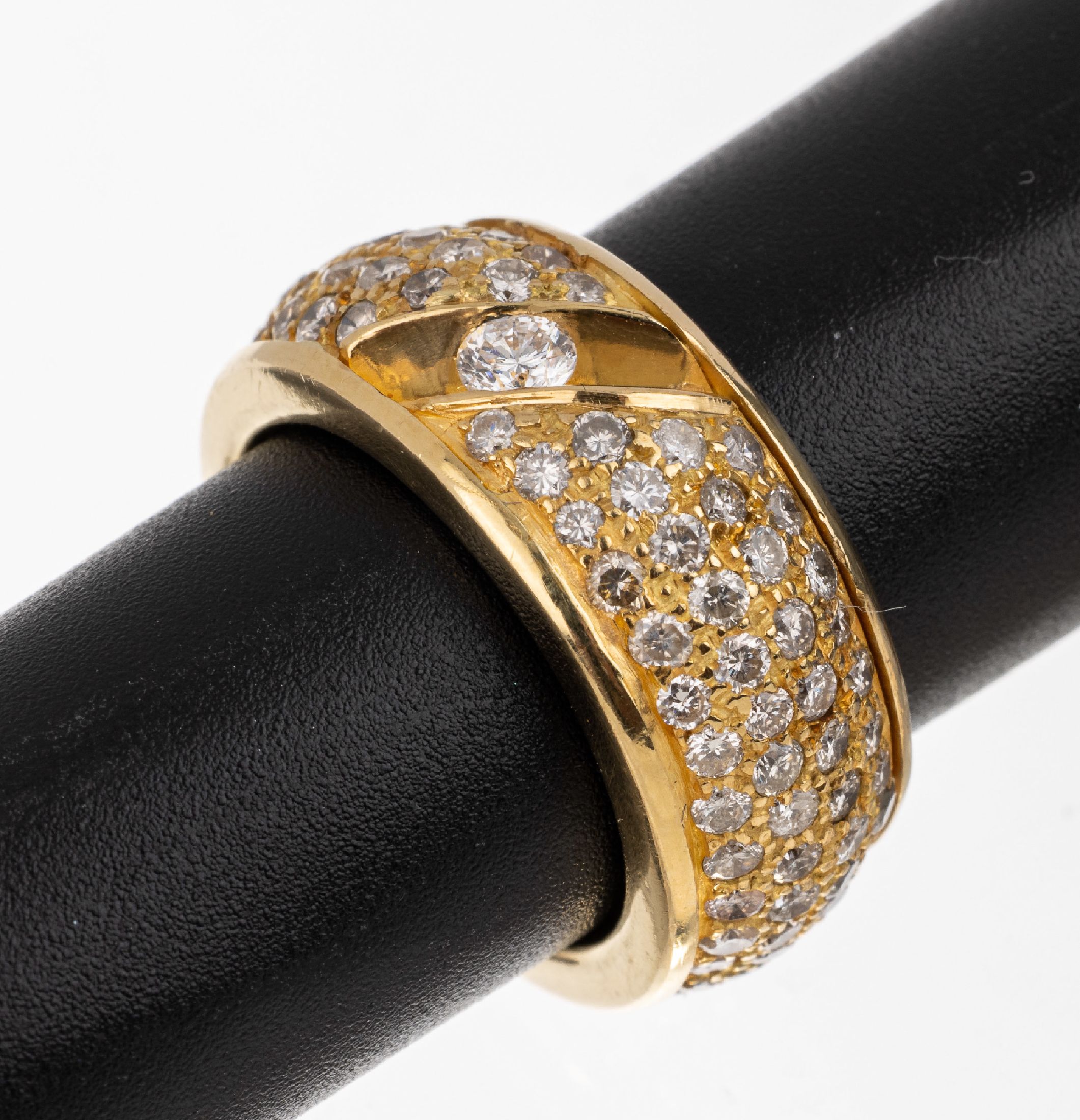 18 kt Gold Brillant Ring, GG 750/000, Brillanten zus. ca. 2.87 ct Weiß/si, RW 54, ca. 18.3 g