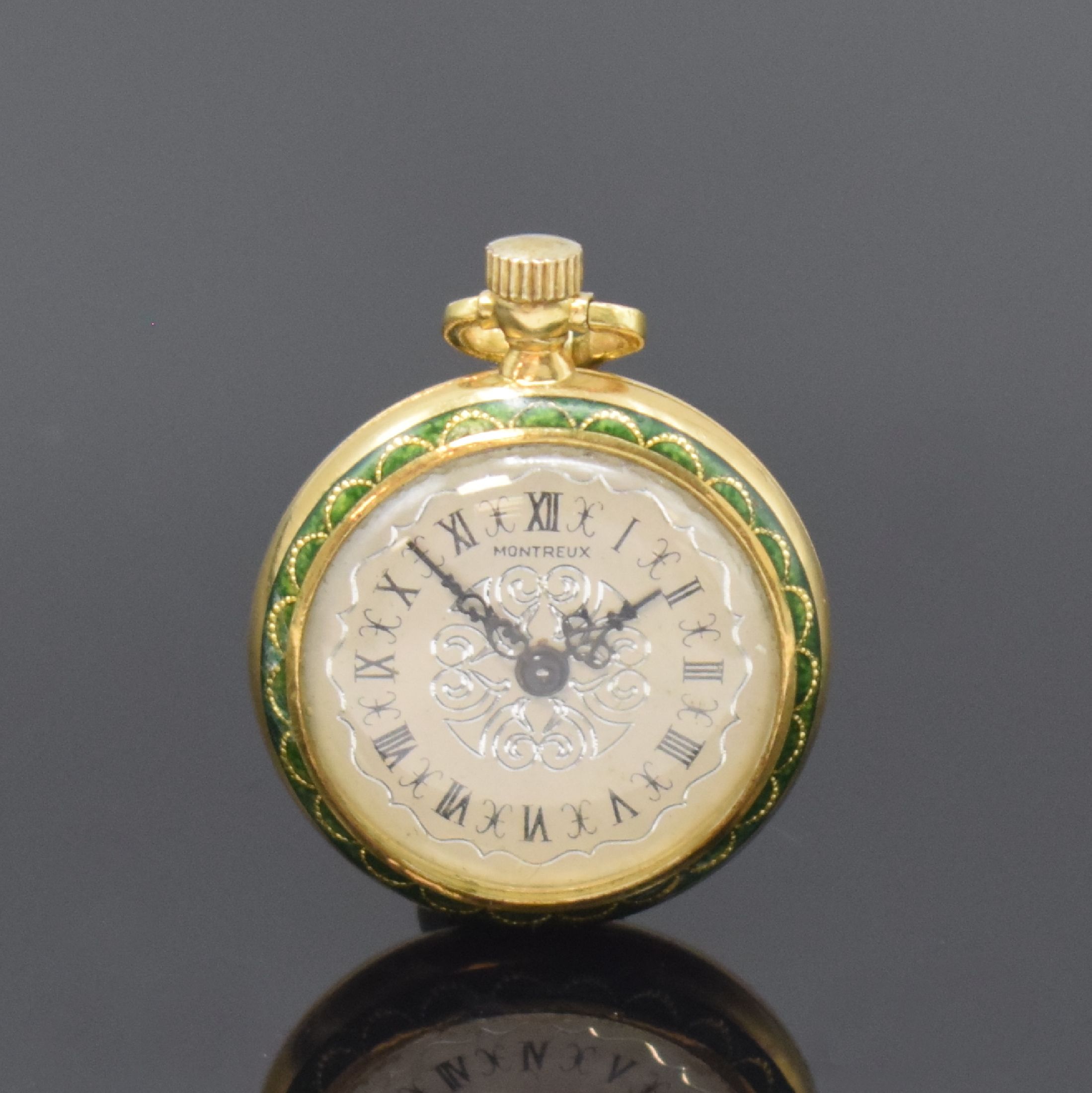 MONTREUX offene Damen-Taschen-/Anhängeuhr in GG 750/000, Handaufzug, Schweiz um 1950, 2- teil. Geh. aufw. graviert und transluzid grün emailliert, ...