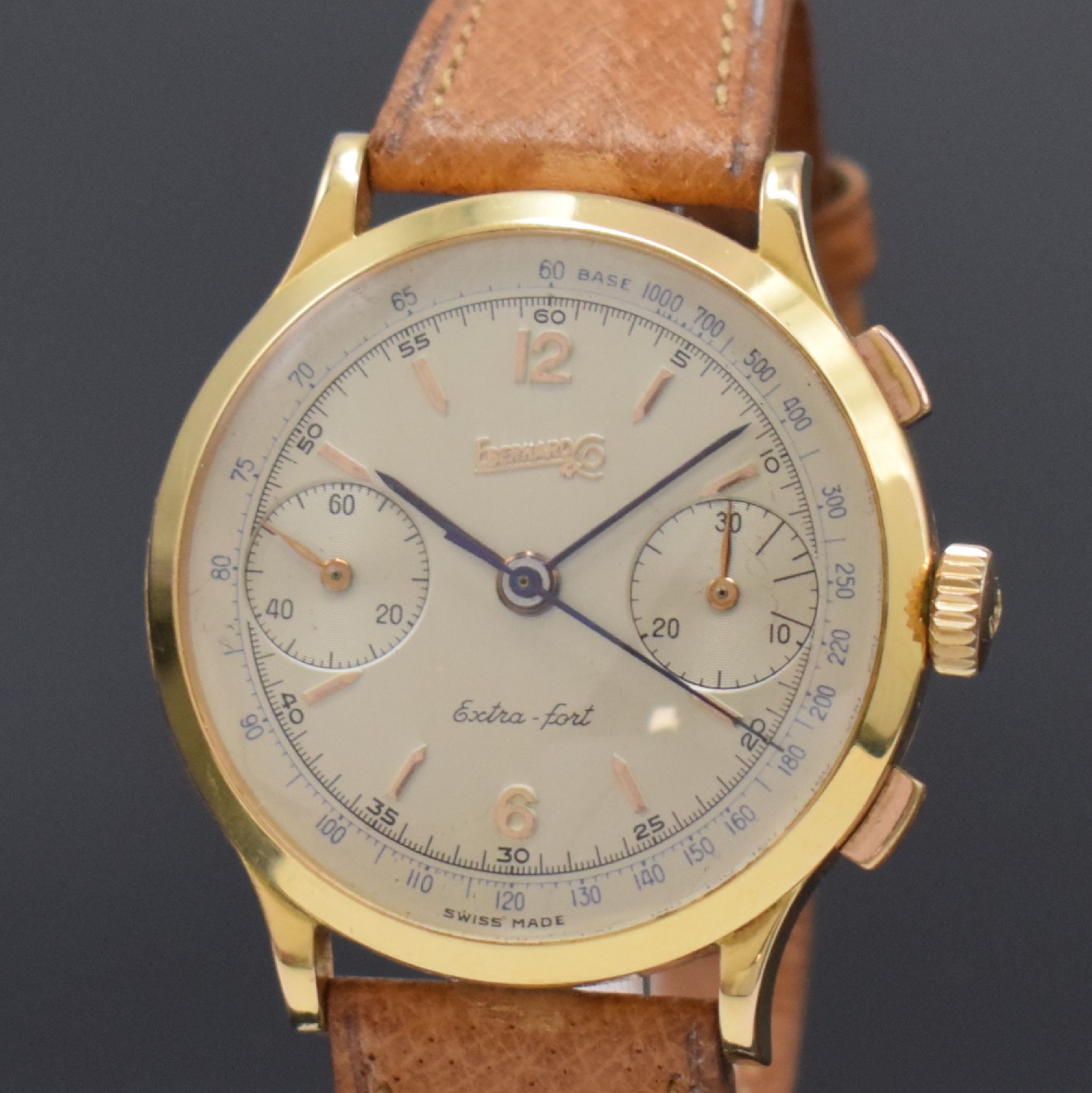 Detail a: EBERHARD & CO großer Herrenchronograph in RG 750/000 Kaliber Valjoux 65, Schweiz um 1945, Handaufzug, 3-tlg. Geh., Boden u. Glasrand aufgedr., ...