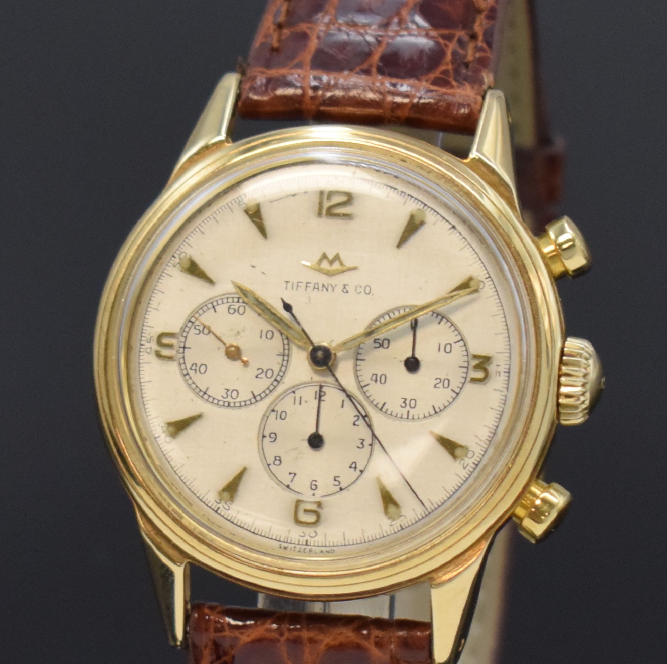 Detail a: MOVADO / TIFFANY & Co Schaltradchronograph Kaliber 95M in GG 585/000, Schweiz um 1955, Handaufzug, verschr. FB-Geh., Werk unter Staubschutz, orig. ...