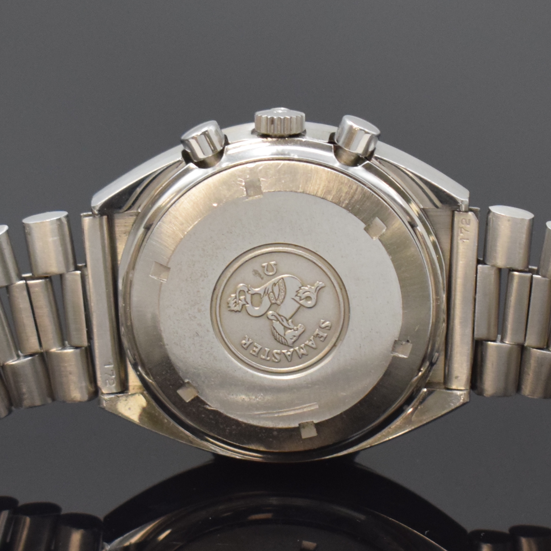 Detail d: OMEGA Speedmaster Automatic Armbandchronograph sogenannte Mark 4,5 Referenz 176.0012, Schweiz um 1980, verschr. Geh. inkl. orig. Gliederband m. ...
