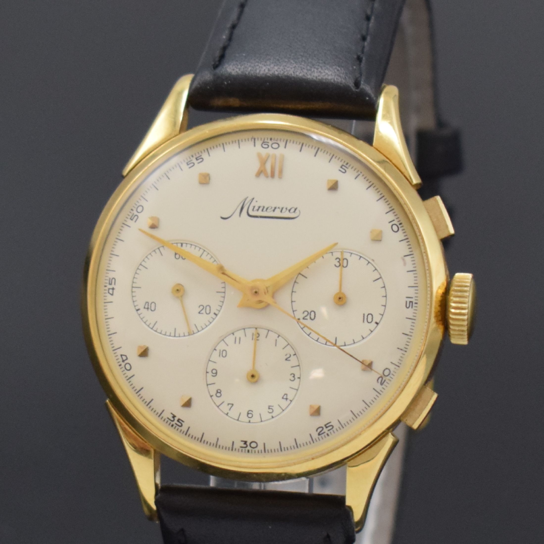 Detail a: MINERVA eleganter Schaltradchronograph Kaliber Valjoux 72 in GG 750/000, Schweiz um 1955, Handaufzug, 3-teil. Gehäuse, Boden u. Glasrand aufgedr., ...