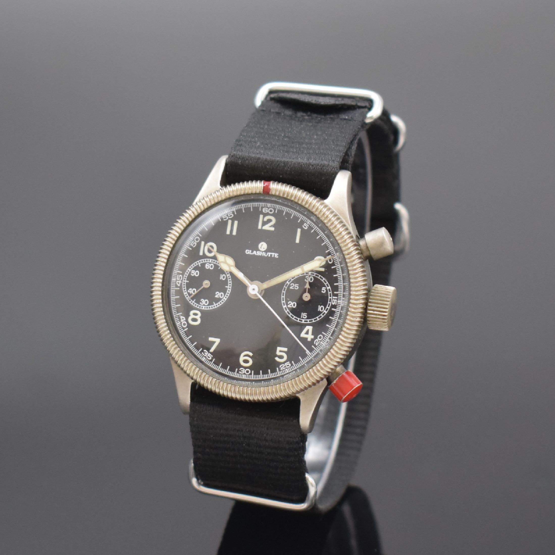 TUTIMA GLASHÜTTE Urofa 59 Flyback- Schaltradchronograph, Deutschland um 1940, Handaufzug, vern. Gehäuse m. Drehlünette, Edelstahlboden verschr., ...