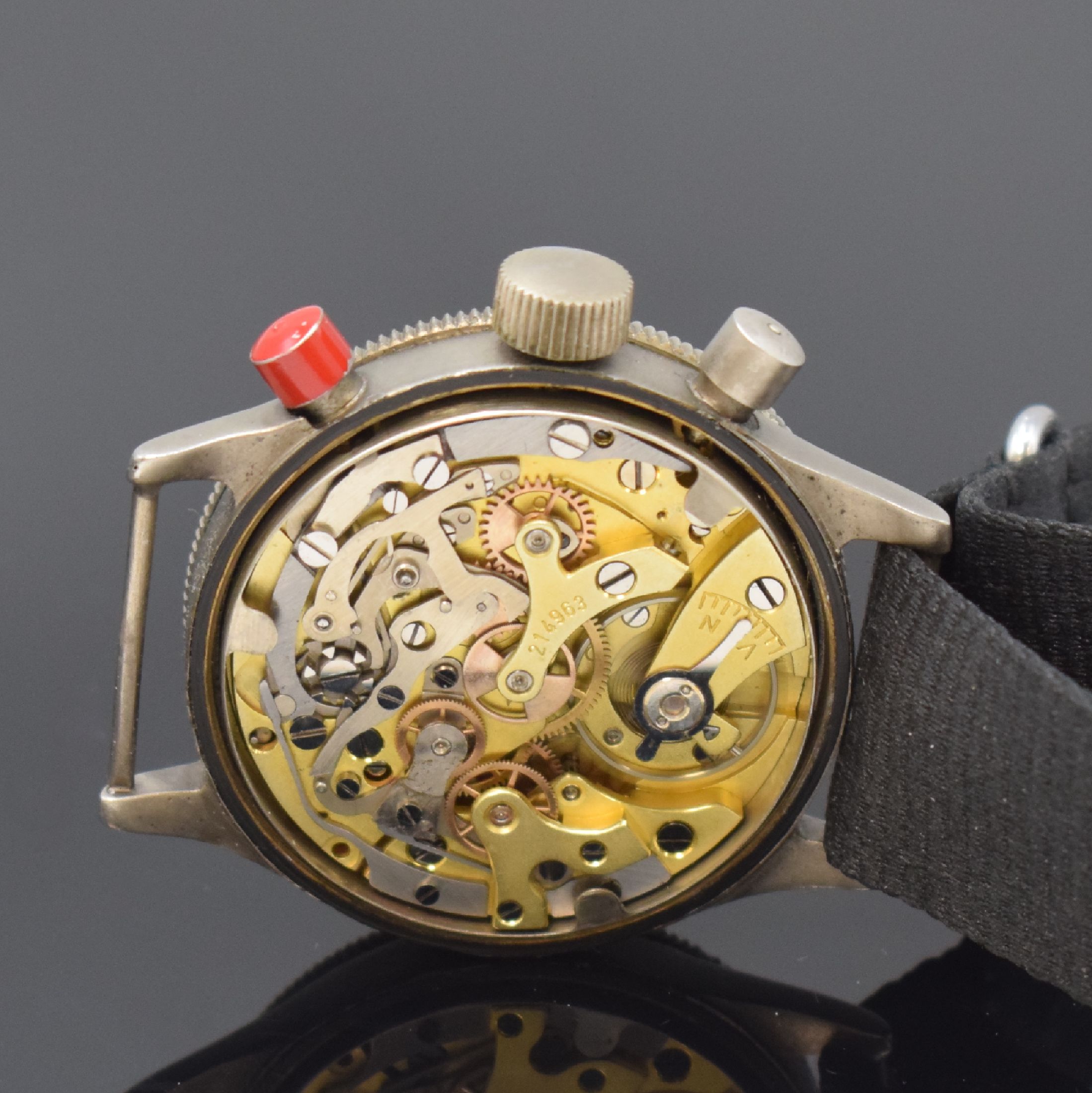 Detail d: TUTIMA GLASHÜTTE Urofa 59 Flyback- Schaltradchronograph, Deutschland um 1940, Handaufzug, vern. Gehäuse m. Drehlünette, Edelstahlboden verschr., ...