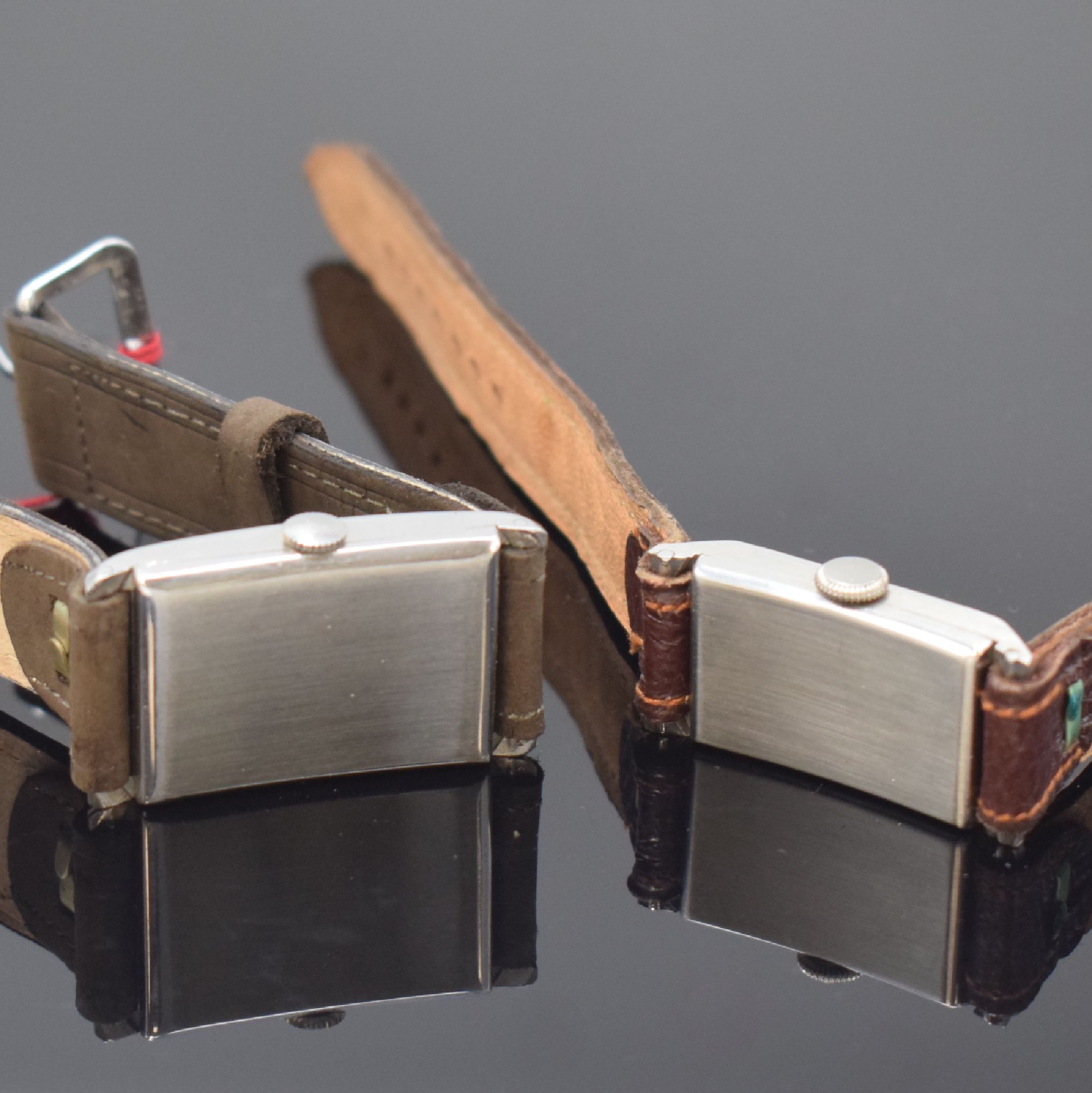 Detail c: ZENTRA 2 nahezu neuwertige Armbanduhren in Stahl mit Verkaufsschild und original Band, Schweiz um 1940, Handaufzug, aufgedr. Böden, silb. ...