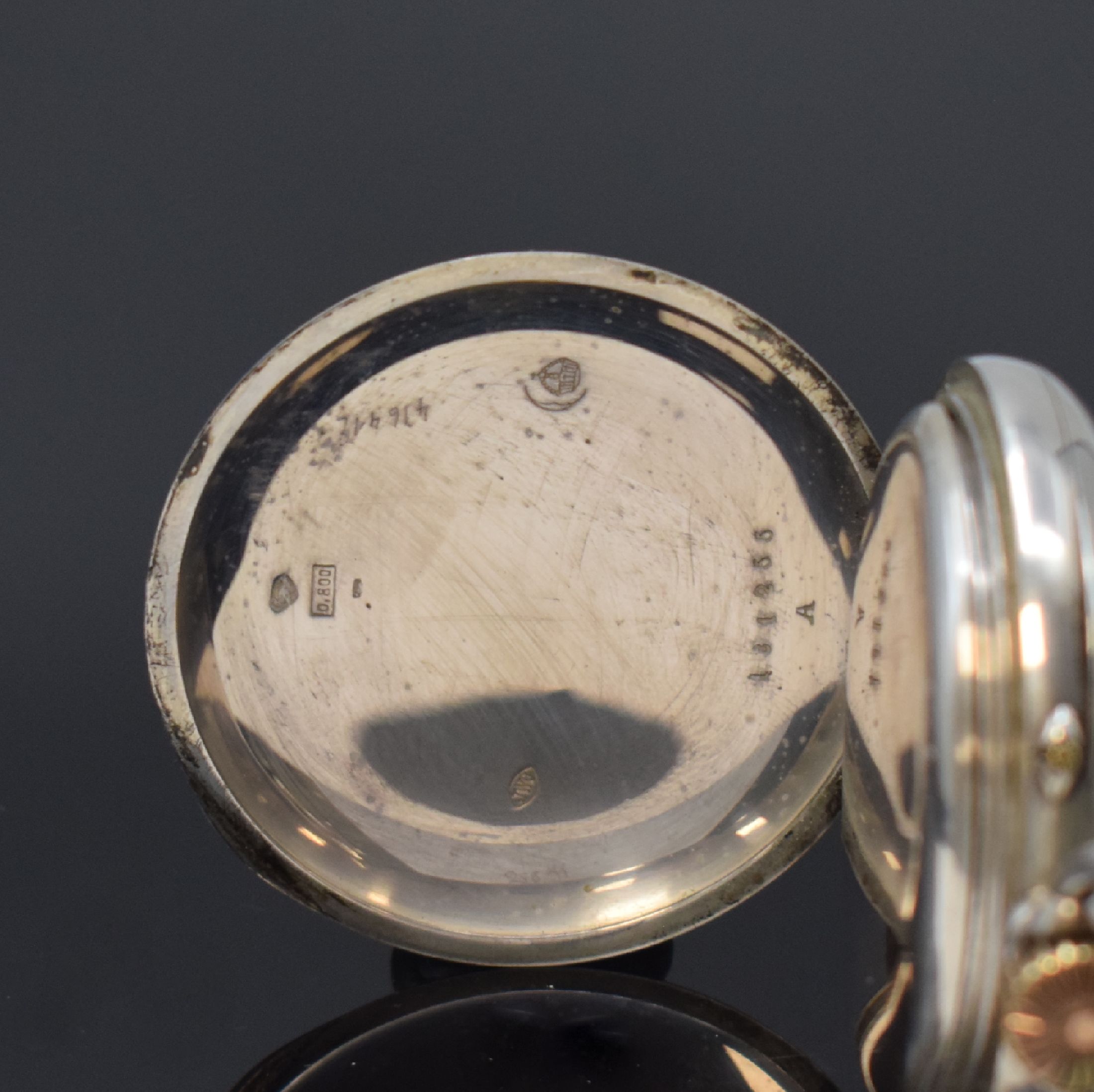 Detail b: IWC offene Taschenuhr in 800er Silber, Schweiz um 1898, Geh. l. dell., guill. Rückseite, Silbercuvette, Emailzifferbl. l. riss., arab. Zahlen, gold. ...