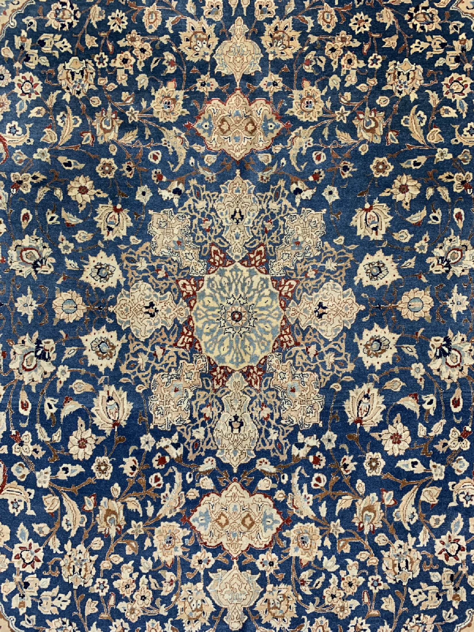 Detail b: Nain Tudeschk fein, Persien, um 1950, Korkwolle auf Baumwolle, ca. 290 x 166 cm, Reinigungsbedürftig, EHZ: 2