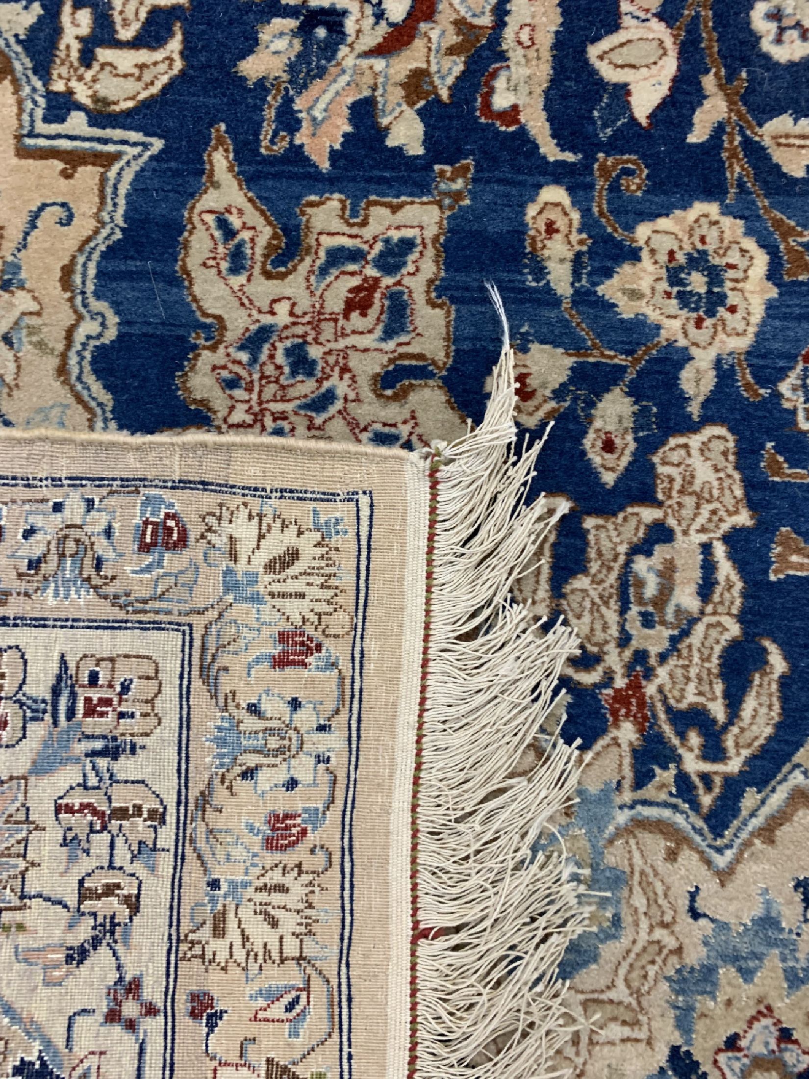 Detail d: Nain Tudeschk fein, Persien, um 1950, Korkwolle auf Baumwolle, ca. 290 x 166 cm, Reinigungsbedürftig, EHZ: 2