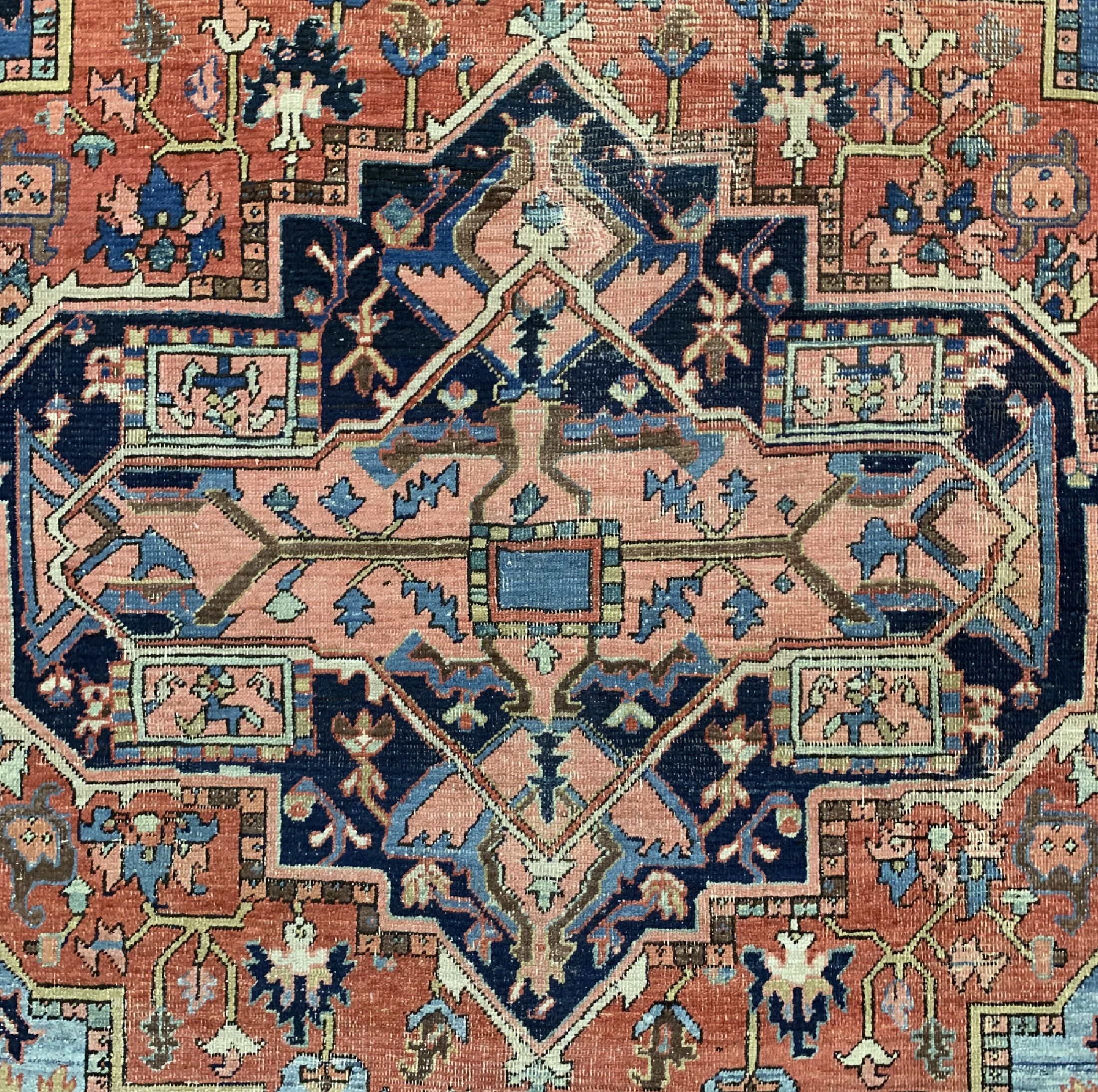 Detail d: Antiker Heriz, Persien, um 1900, Wolle auf Baumwolle, ca. 360 x 290 cm, EHZ: 3-4