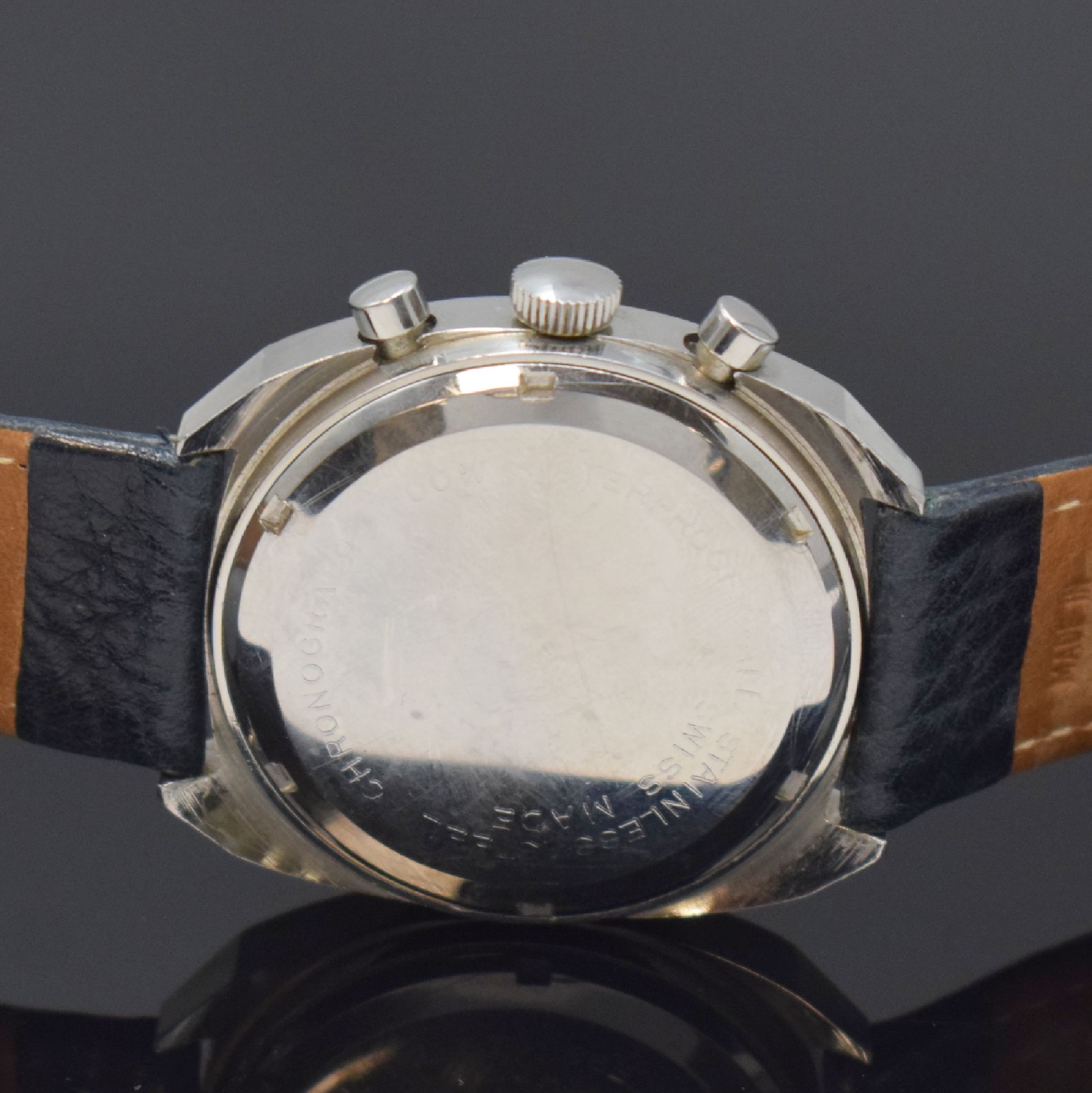 Detail c: RADIANT Armbandchronograph, Handaufzug, Schweiz um 1970, Edelstahlgeh., Boden verschr., silb. Zifferbl. m. aufgel. Indizes und Tritium-Leuchtpunkten, ...