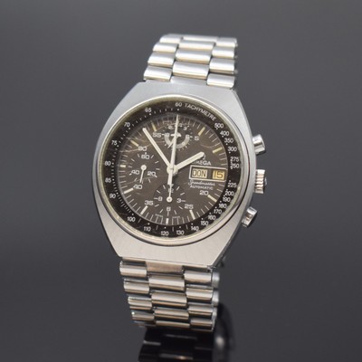 Image 26715821 - OMEGA Speedmaster Automatic chronograph so called Mark 4,5 reference 176.0012, Switzerland around 1980, screwed down case including original bracelet with deployant clasp reference 1162/1/162, mineral crystal with inside pressed on. tachometer graduation scratched, frosted black dial, day and date at 3, 24 hour-display at 12, luminous indices and hands, copper coloured movement, calibre 1045, 17 jewels, diameter approx. 42 mm, length approx. 21 cm, condition 2-3