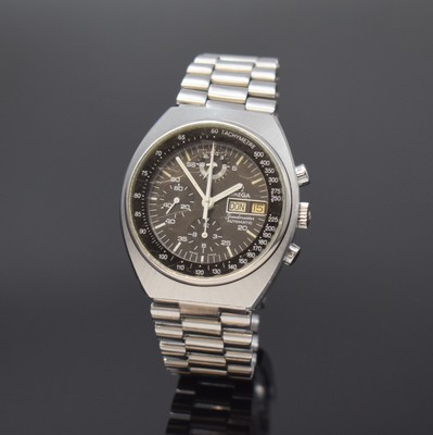 26715821a - OMEGA Speedmaster Automatic chronograph so called Mark 4,5 reference 176.0012, Switzerland around 1980, screwed down case including original bracelet with deployant clasp reference 1162/1/162, mineral crystal with inside pressed on. tachometer graduation scratched, frosted black dial, day and date at 3, 24 hour-display at 12, luminous indices and hands, copper coloured movement, calibre 1045, 17 jewels, diameter approx. 42 mm, length approx. 21 cm, condition 2-3
