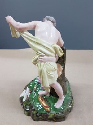 26715828d - Porcelain group "The Killed Pigeon" , Höchst, around 1775, design by Johann Peter Melchior, fine polychrome painting, young girl kneeling in front of a young man, the killed pigeon lies on the grass base, rest., H. approx. 18.5cm, W. approx. 13.2, d. approx. 12.5 cm