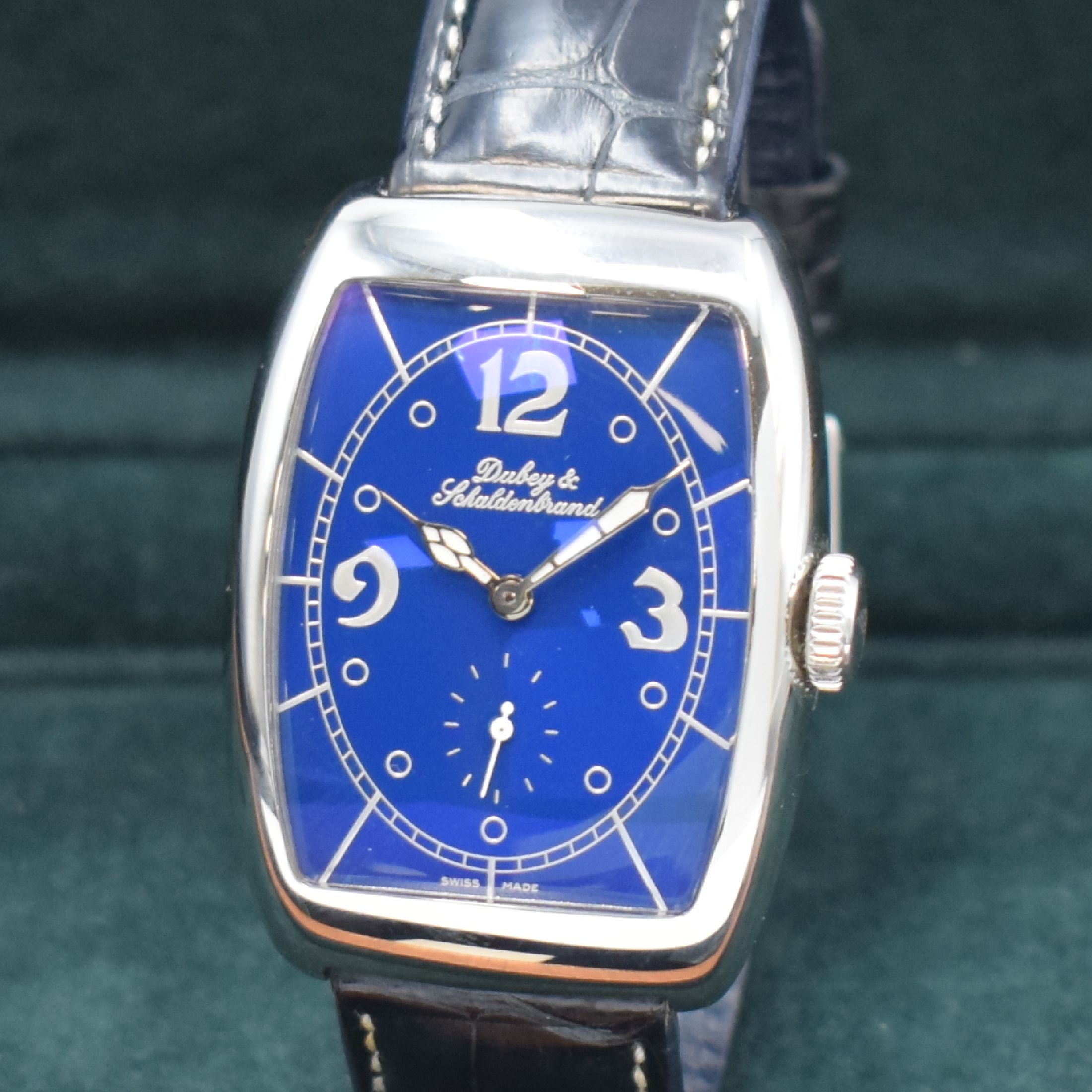 Detail a: DUBEY & SCHALDENBRAND seltene, auf 100 Stück limitierte Herrenarmbanduhr Modell Aerodyn Antique, Handaufzug, Edelstahlgeh. inkl. orig. Lederband m. ...