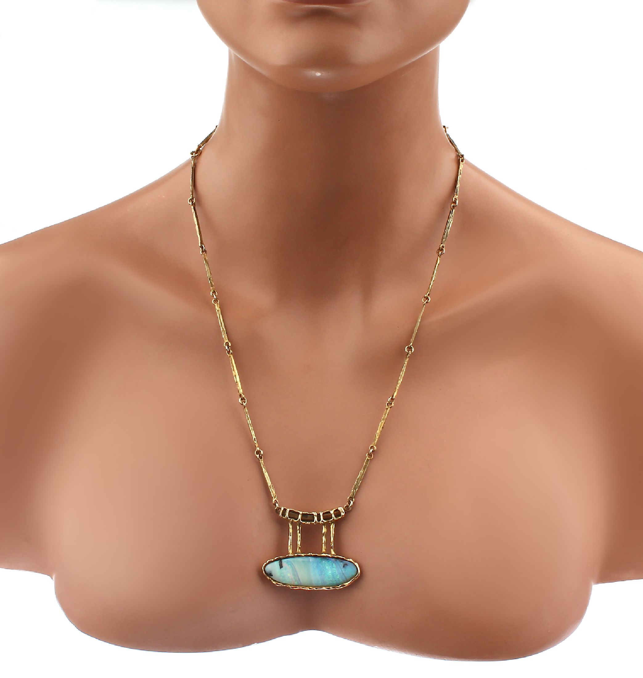 Detail a: 14 kt Gold Designer Opal-Collier, GG 585/000, Einzelanfertigung Arlheger/Wuppertal,mittig eingearbeitet Boulder-Opal, B. ca. 4.5 cm, Gold in ...