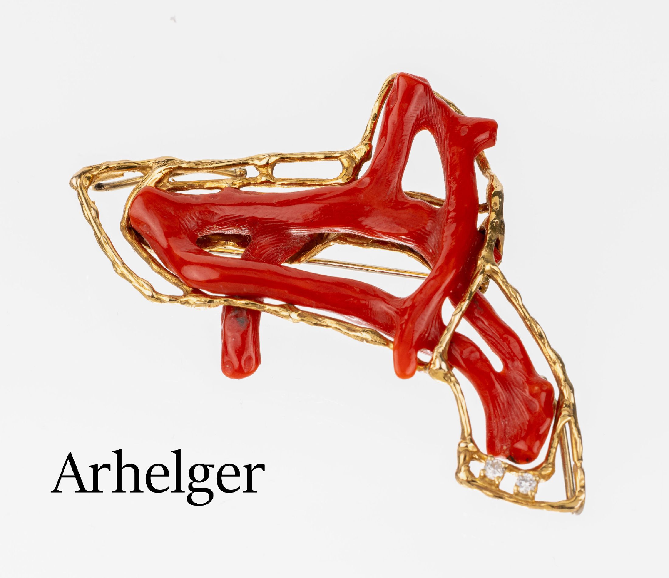 18 kt Gold Designer Korallen-Brosche, GG 750/000, Einzelanfertigung Juwelier Arhelger/Wuppertal, 1 Korallenast in Gold in entsprechender Struktur ...