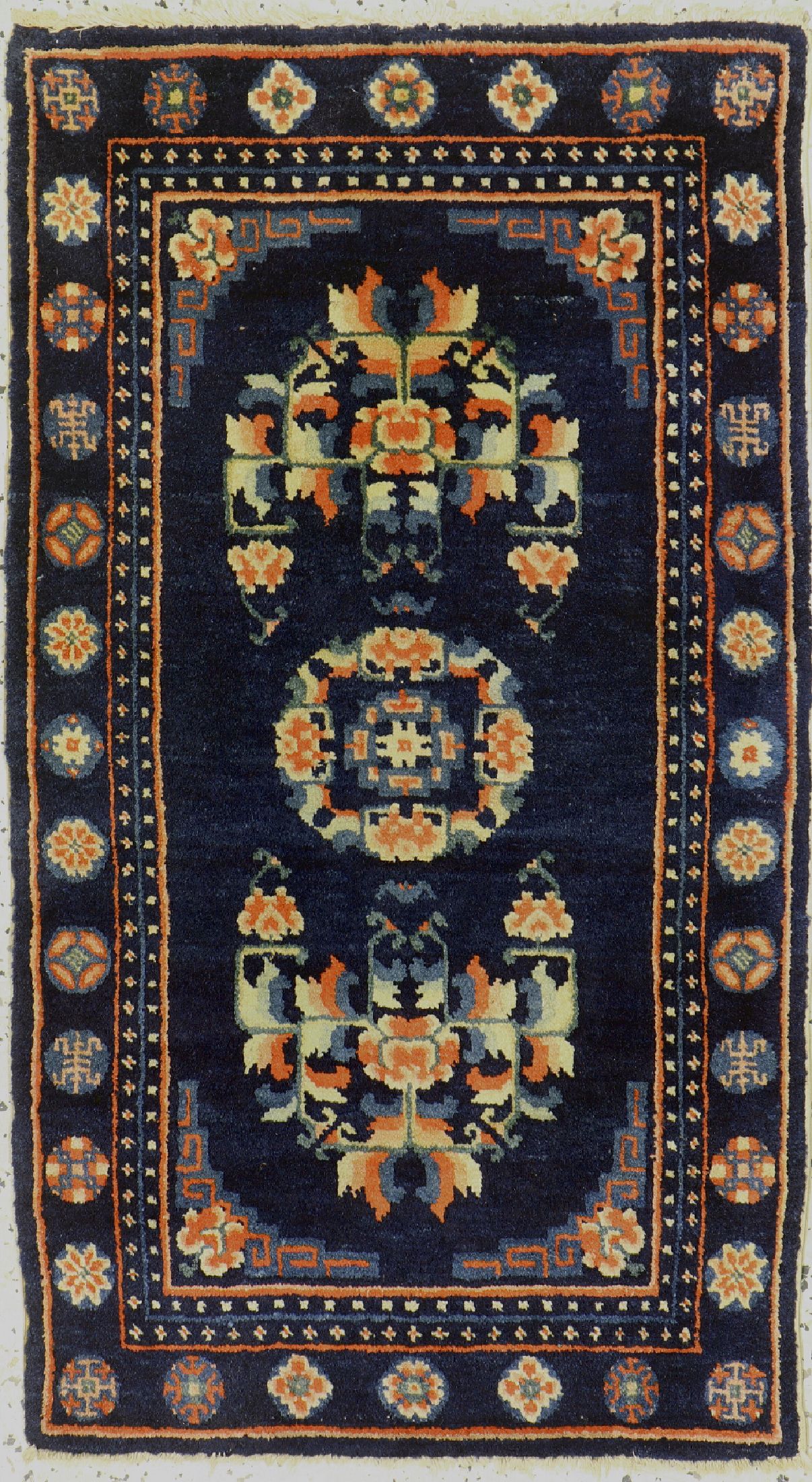 Antiker Peking, China, um 1920, Wolle auf Baumwolle, ca. 104 x 58 cm, EHZ: 1-2