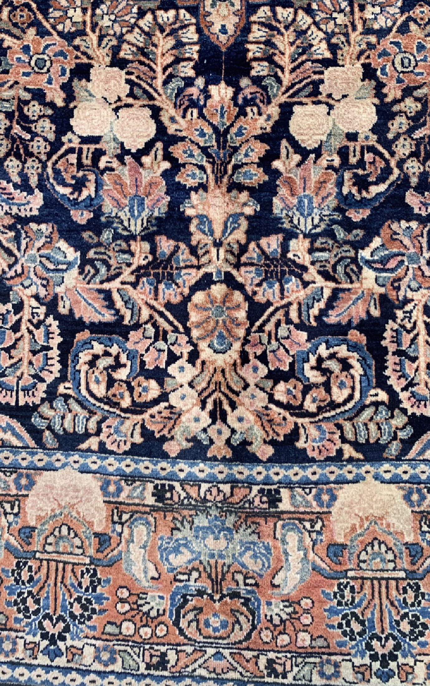 Detail b: Us Re-Import Sarogh, Persien, um 1910/1920,Korkwolle auf Baumwolle, ca. 270 x 185 cm, gereinigt, EHZ: 1-2