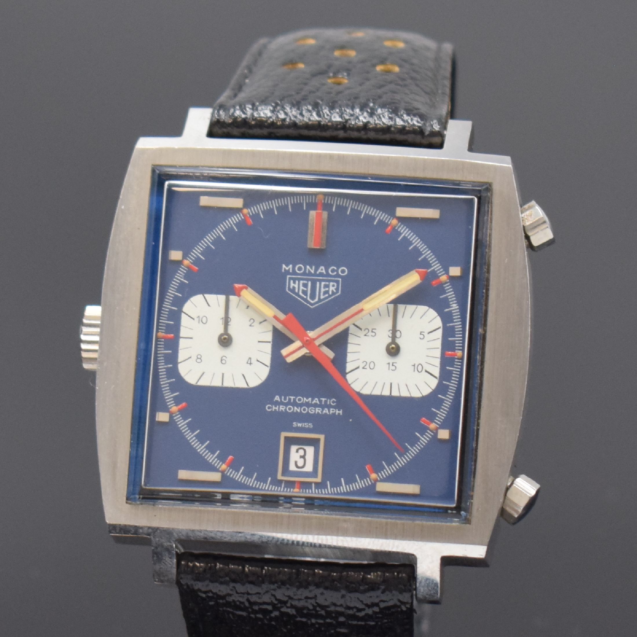 Detail a: HEUER Monaco "Steve McQueen" Herrenarmbanduhr mit Chronograph Referenz 1133, Schweiz um 1972, Automatik, Monocoque-Geh. in Stahl inkl. ...