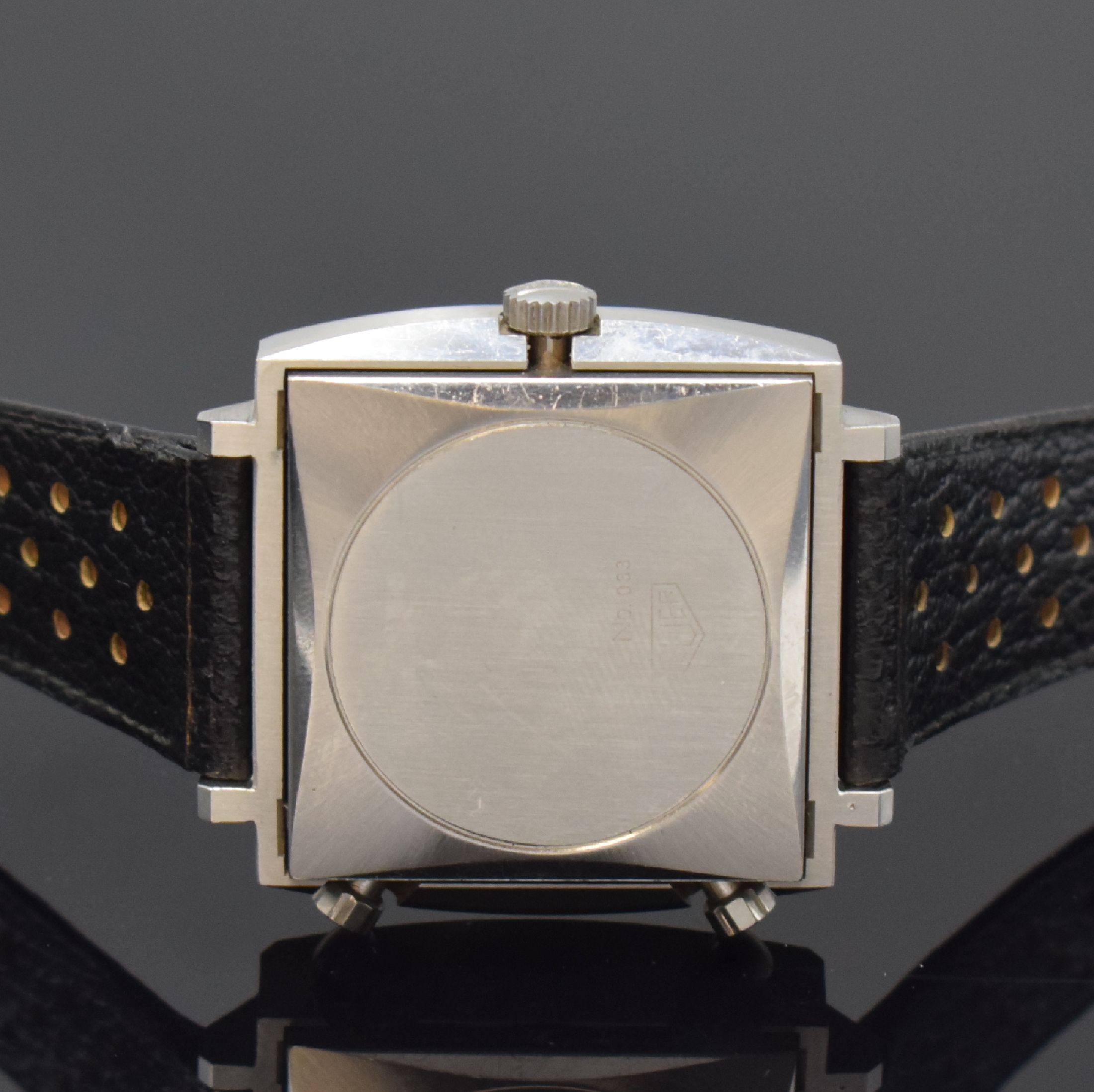 Detail e: HEUER Monaco "Steve McQueen" Herrenarmbanduhr mit Chronograph Referenz 1133, Schweiz um 1972, Automatik, Monocoque-Geh. in Stahl inkl. ...
