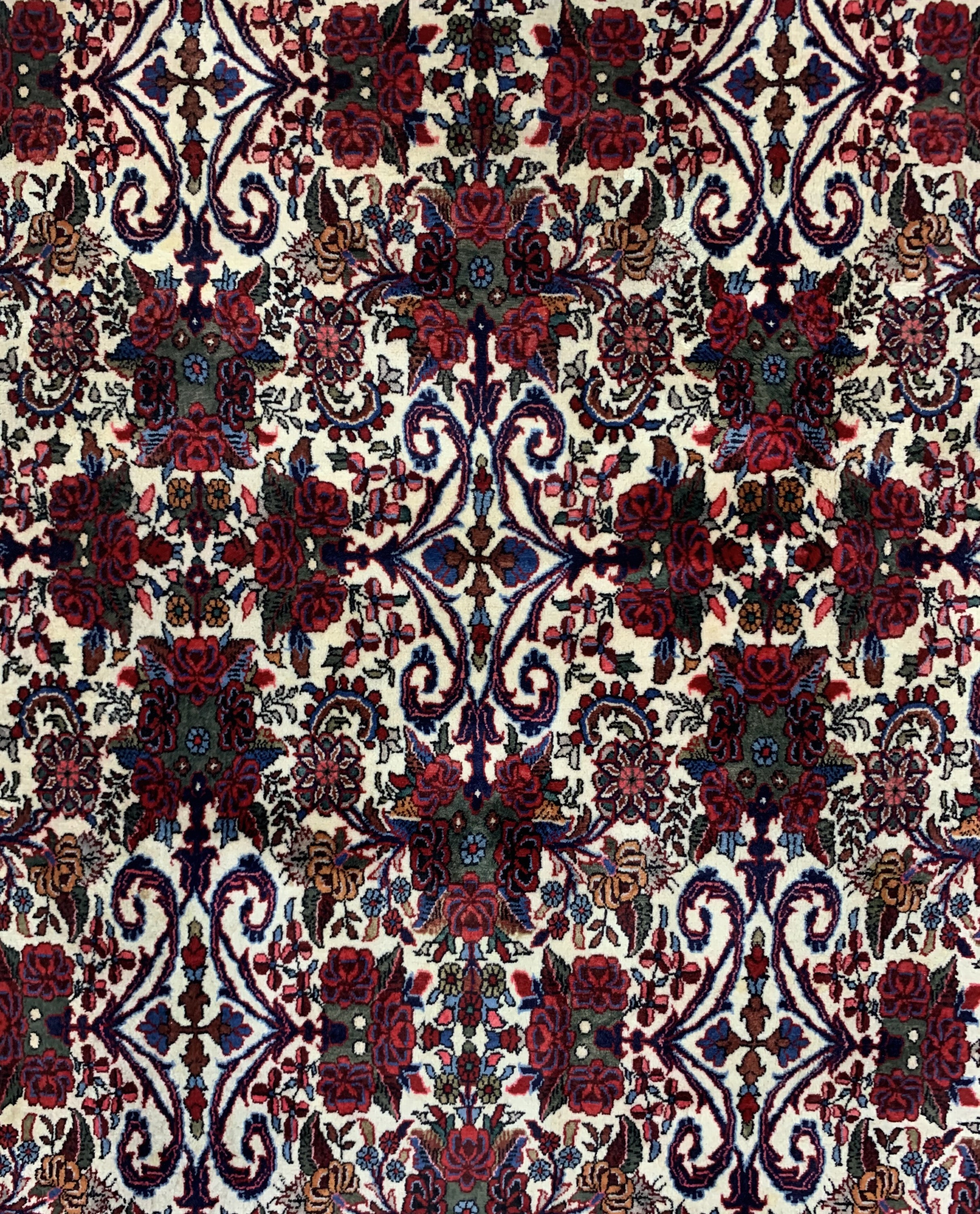 Detail c: Rosenbidjar Kork fein, Persien, ca. 50 Jahre, Korkwolle auf Baumwolle, ca. 330 x 220 cm, Reinigungsbedürftig, EHZ: 1-2