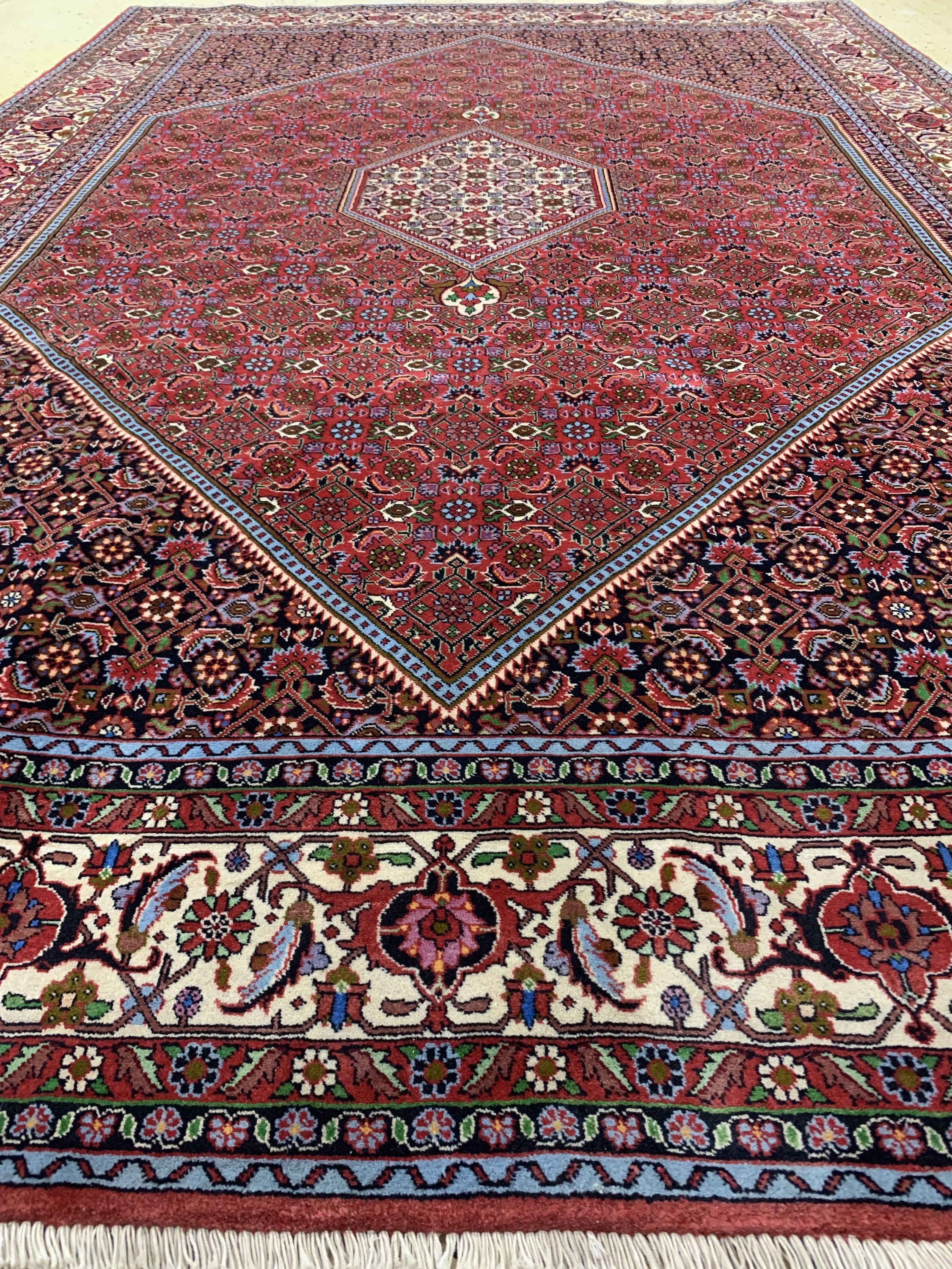 Detail d: Bidjar, Persien, ca. 50 Jahre, Wolle auf Baumwolle, ca. 298 x 196 cm, EHZ: 1-2