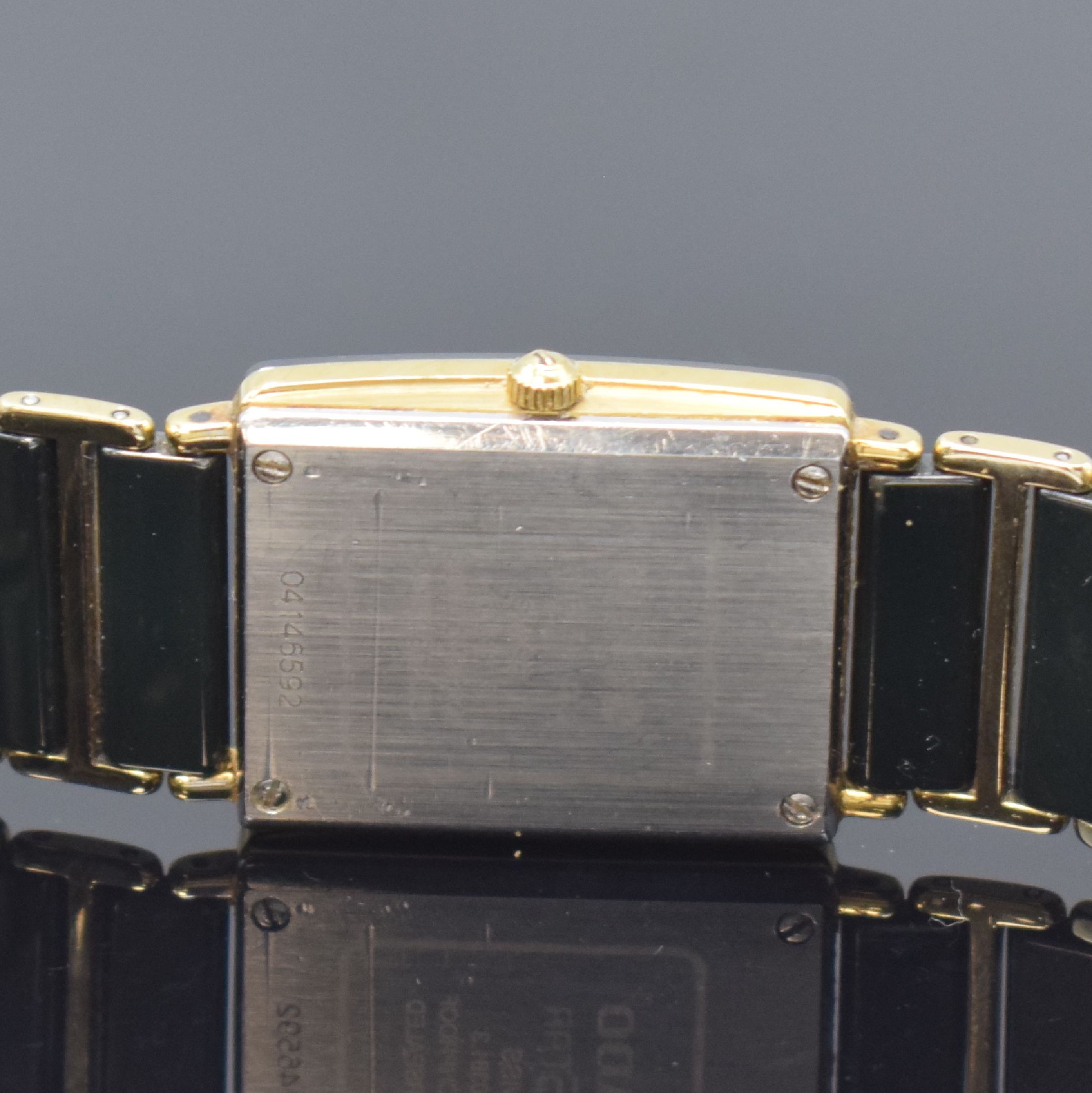 Detail d: RADO Diastar Armbanduhr Referenz 160.0381.3, Schweiz um 2005, quarz, verg. Gehäuse, Boden 4-fach verschr., verg. Gliederband mit Keramikelementen, ...