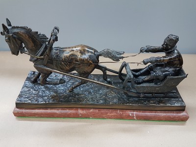 26718714b - Bronze sculpture, German, around 1910, man in a horse-drawn sleigh, foundry stamp Gladenbeck, marble plinth, approx. 22x37x11cm