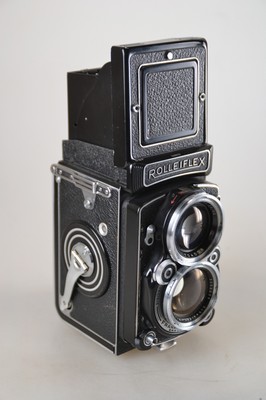 26718729b - Camera Rolleiflex No. 1280935, 2-eye 6x6 SLR camera, with Heidosmat 1:2.8, 80mm