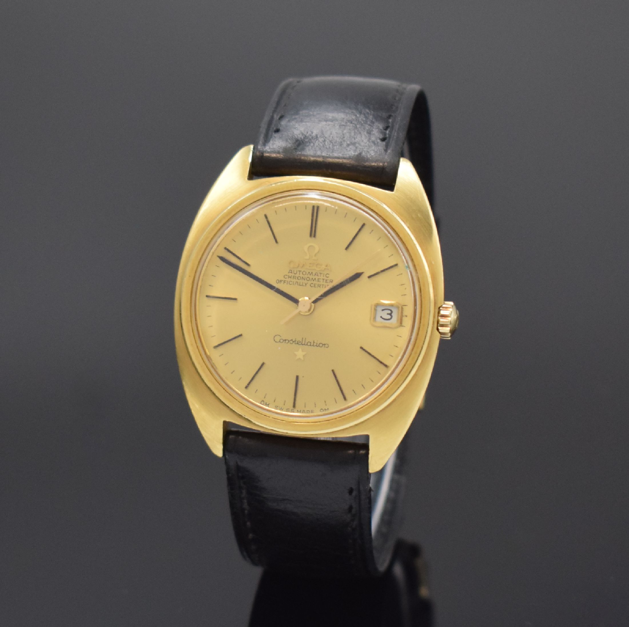 OMEGA Herrenarmbanduhr Constellation Chronometer in GG 750/000 Referenz 168009 / 168017, Schweiz um 1967, Automatik, Boden m. Darst. Sternwarte ...