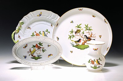 Image 26719026 - 4 pieces of porcelain, Herend Hungary, Rothschild decor, round cake plate D. 31.5cm, round bowl with two branch handles, D. approx.30cm, baluster vase H. approx. 14cm, oval bowlwith braided wall in breakthrough work approx.3.5x26x15.5cm