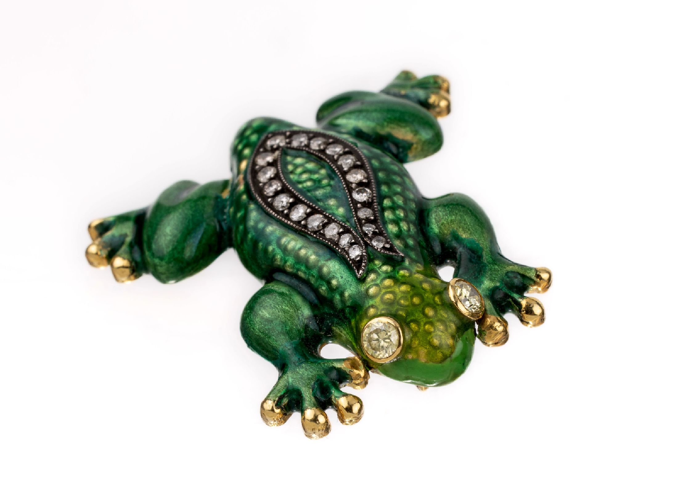 18 kt Gold Email Diamant Brosche, "Frosch" GG 750/000 gepr., grün changierend, 19 Diamanten zus. ca. 0.16 ct ...