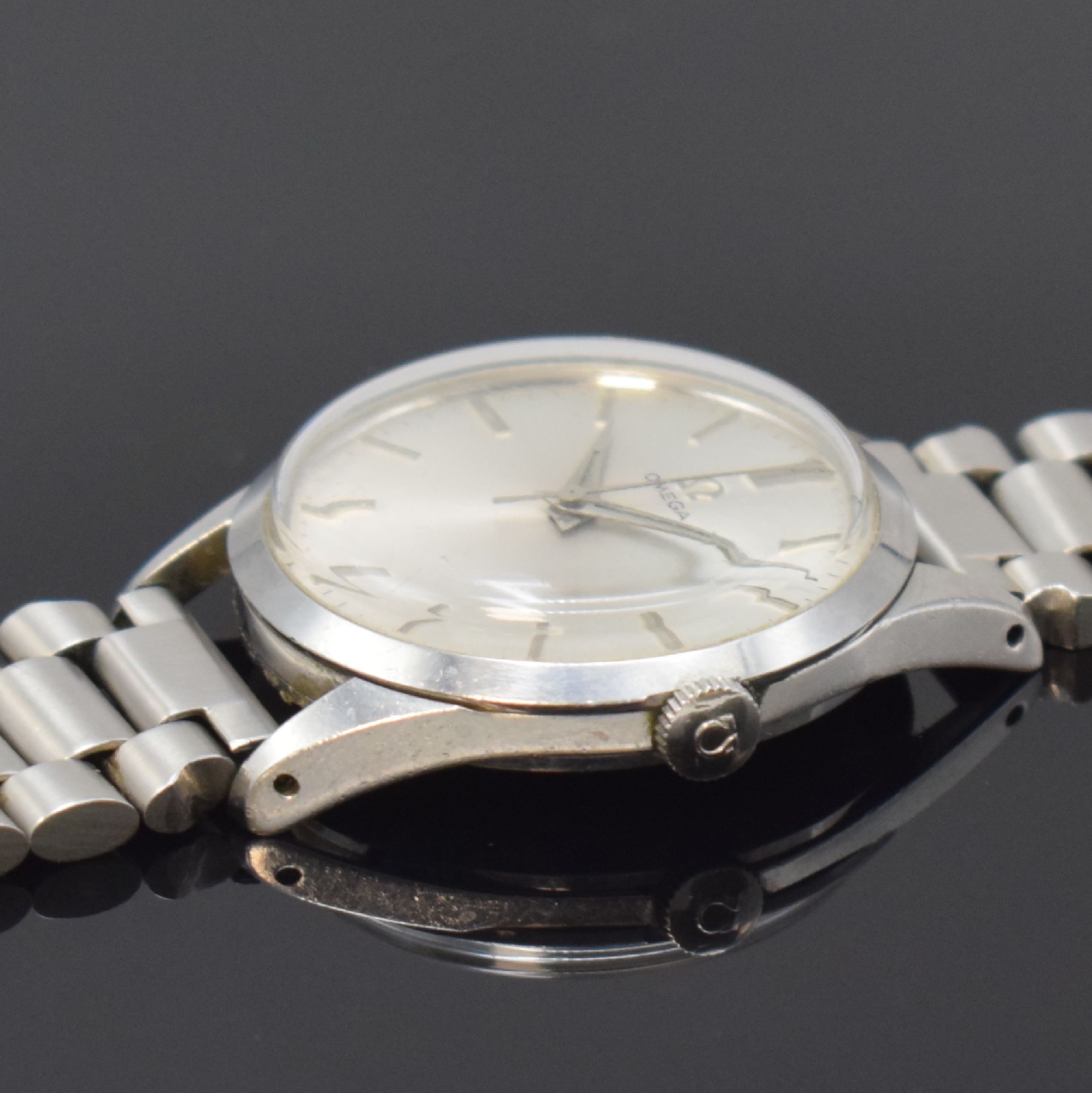 Detail c: OMEGA große Herrenarmbanduhr in Edelstahl Referenz 2760-7SC, Handaufzug, Schweiz um 1955, 3-teil. Geh. inkl. orig. Gliederband m. Faltschl. Ref. ...