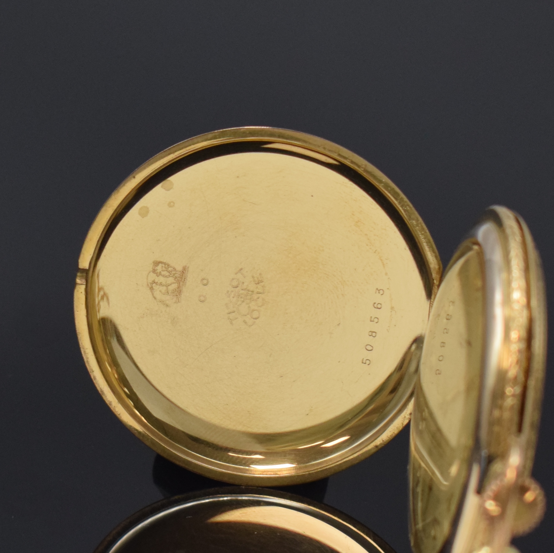 Detail a: Taschenuhrkette in GG 585/000 an vergoldeter Tissot Savonette, Kette Gew. ca. 13g, L. ca. 47 cm, Savonette Schweiz um 1930, Geh. guill. und grav., ...