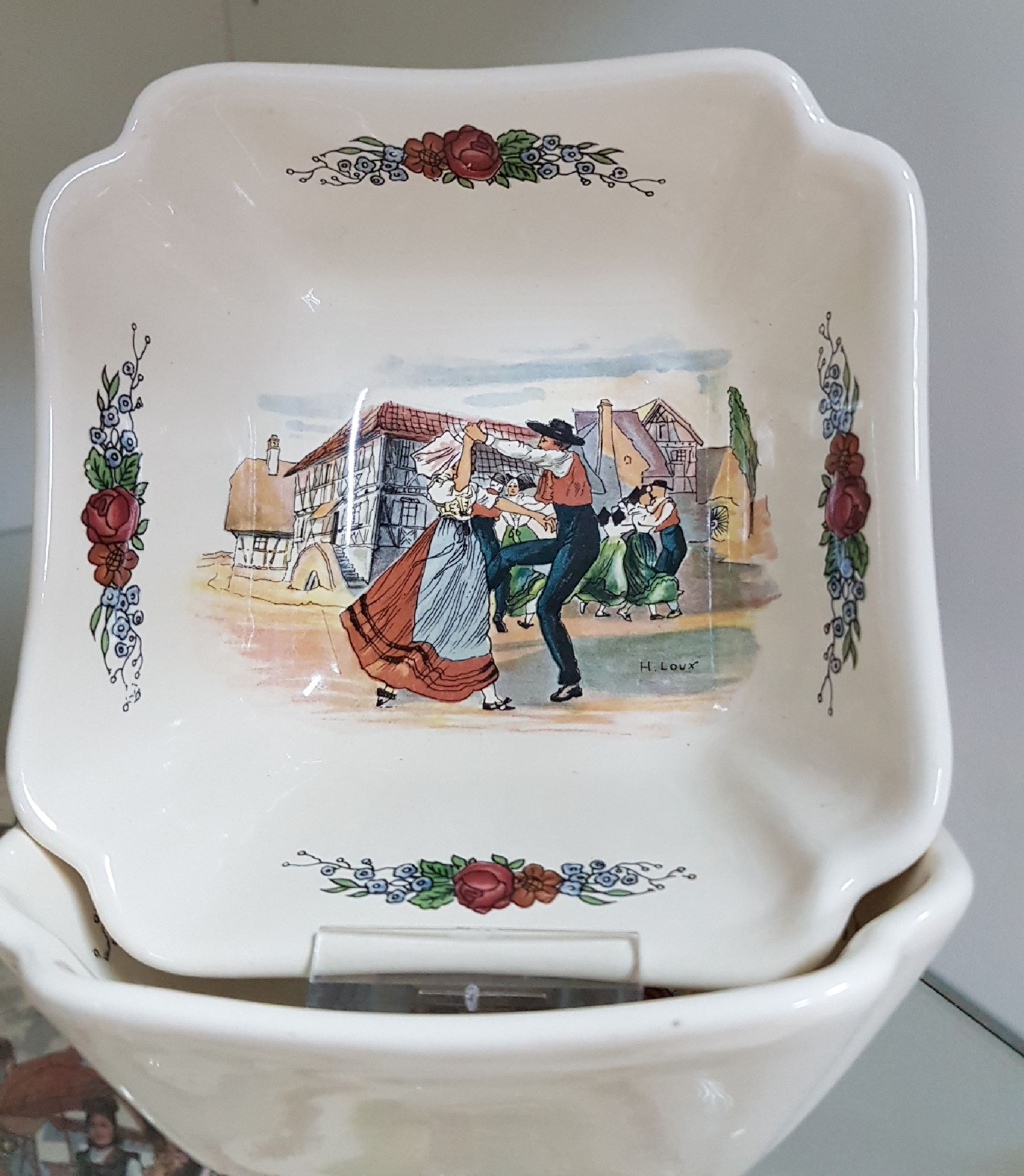 Detail f: Tafelservice, Sarreguemines, France, Modell Obernai, komplett für 6 Personen mit Zubehör, 6 Menueteller, 6 Suppenteller, 6 Dessertteller, 2 kl. ...