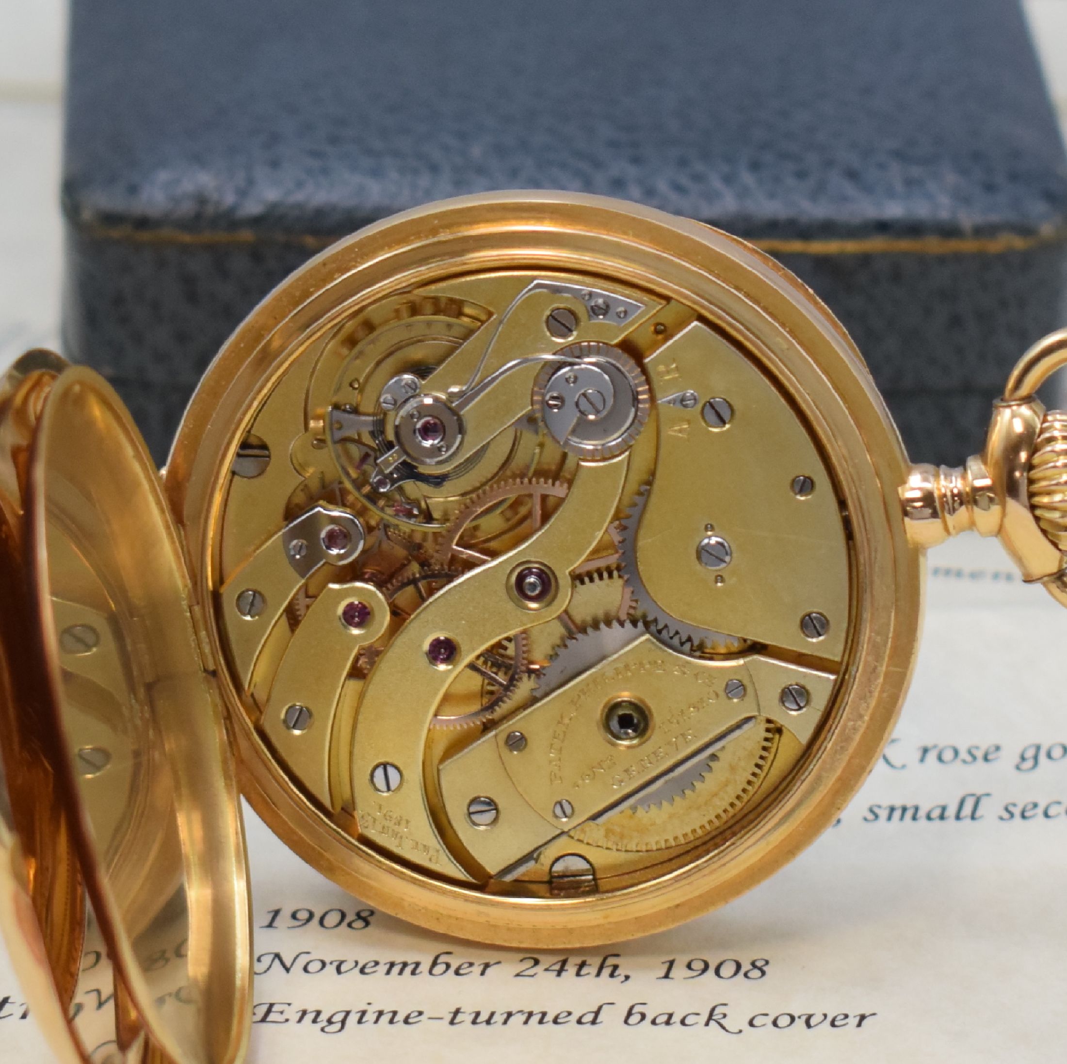 Detail f: PATEK PHILIPPE Chronometro Gondolo große offene Taschenuhr in RoseG 750/000, Schweiz 1908, schweres guill. Geh. ber., sign. Cuvette, 2-tlg. ...