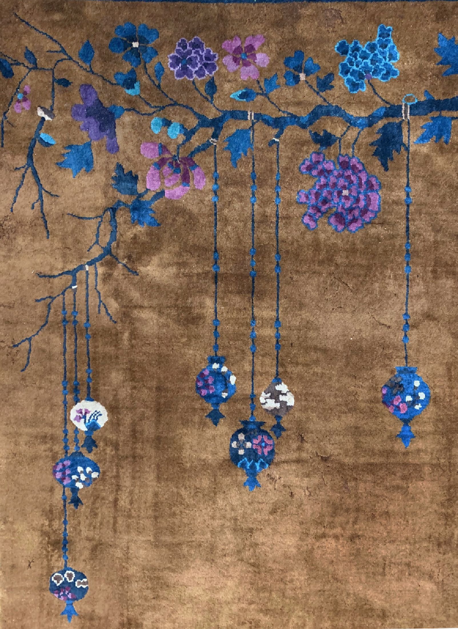 Detail d: Antiker Peking, China, um 1900, Manchester-Korkwolle, ca. 444 x 300 cm, Mottenfraß, EHZ: 3, gereinigt