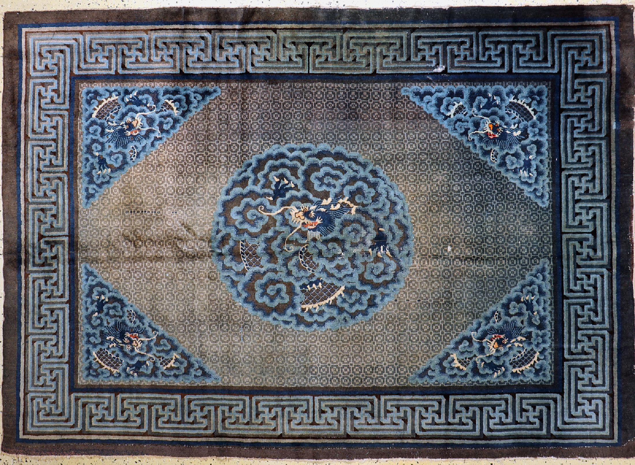 Antiker"Drachen-Teppich", China, um 1900, Wolle auf Baumwolle, ca. 255 x 182 cm, EHZ: 3-4