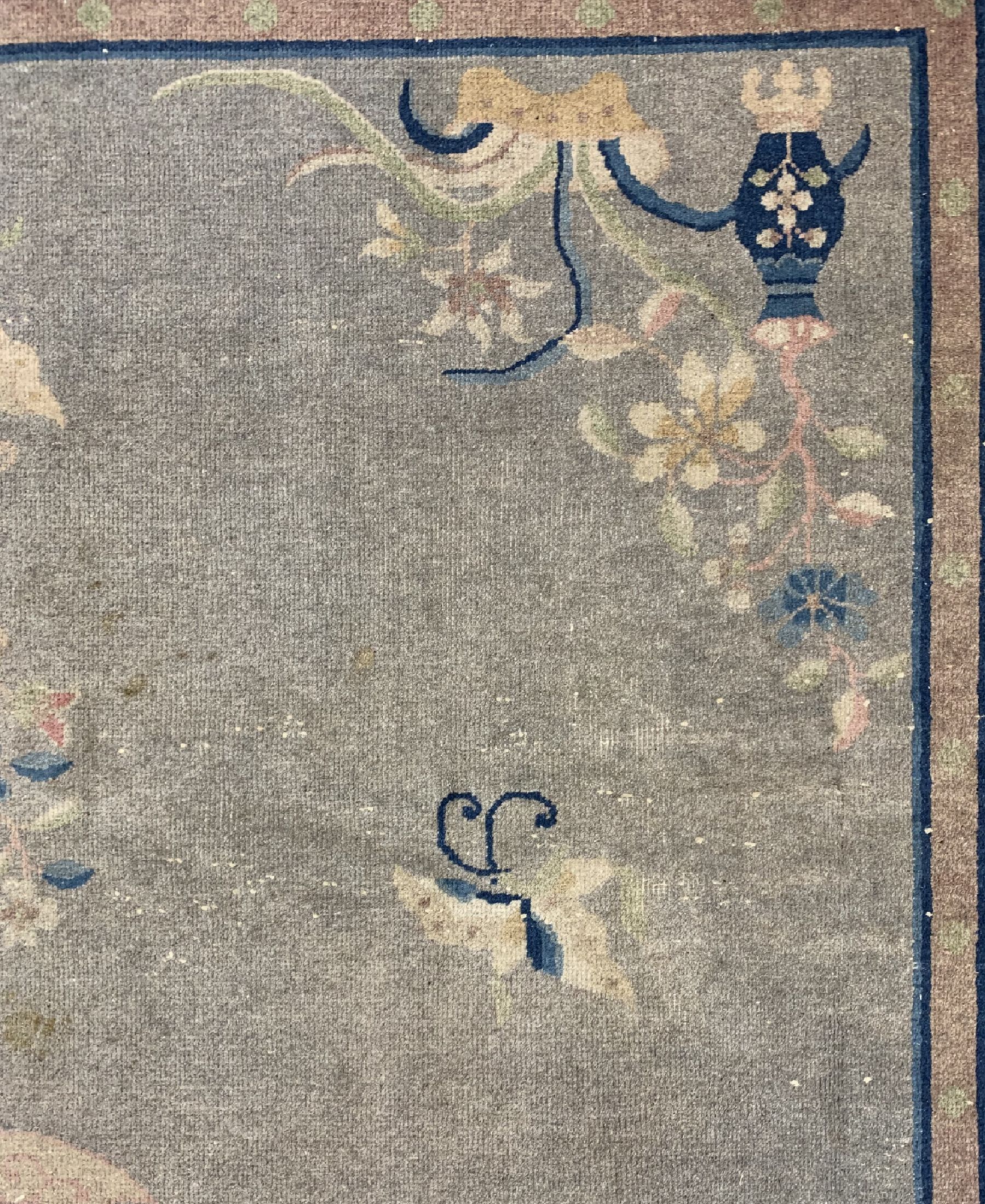 Detail d: Peking antik, China, um 1920, Wolle auf Baumwolle, ca. 340 x 260 cm, EHZ: 3